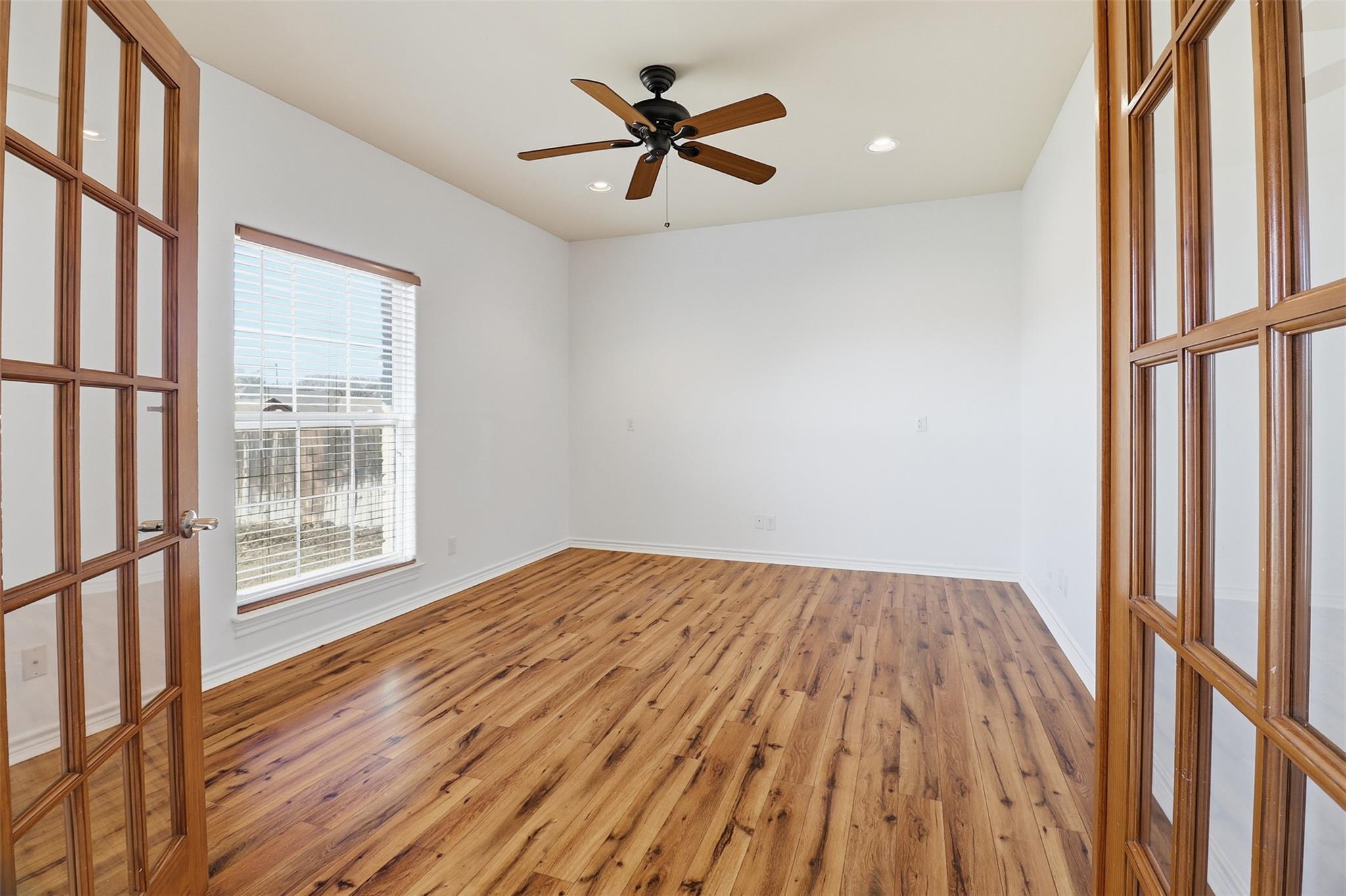 127 Turkey Run, Meadowlakes, TX 78654