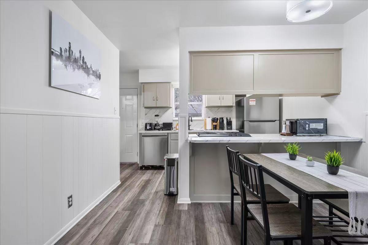 3007 Burning Oak Dr, Austin, TX 78704