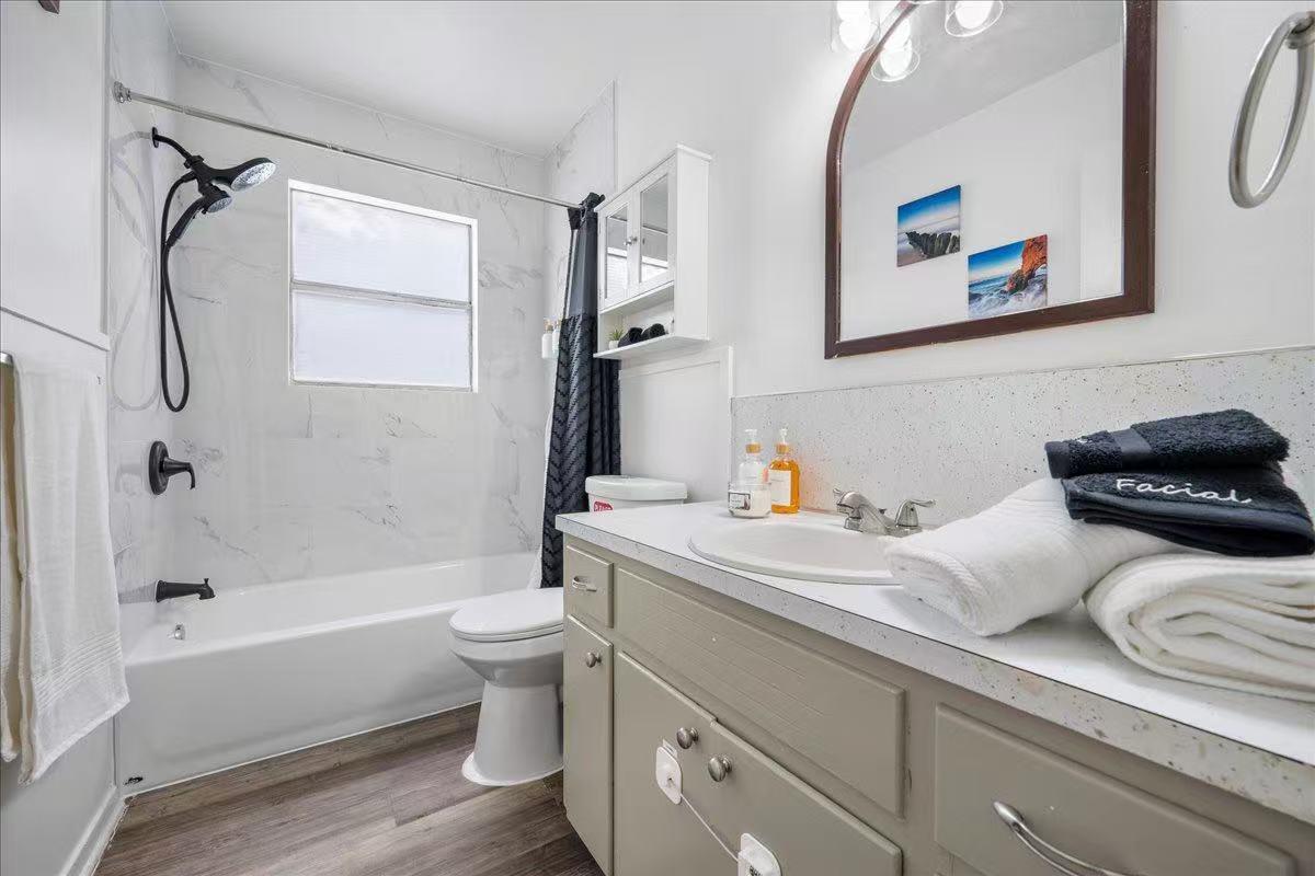 3007 Burning Oak Dr, Austin, TX 78704