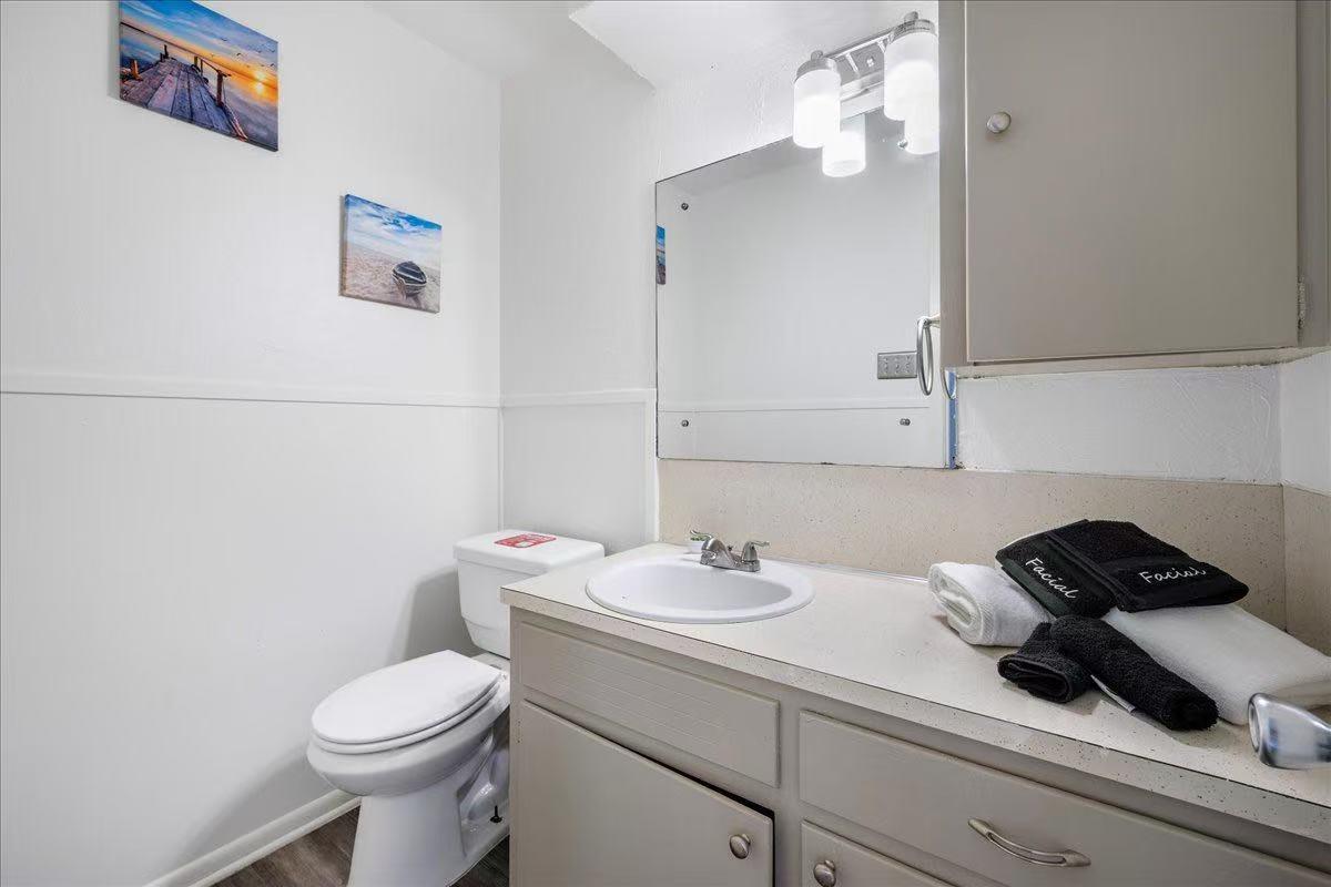 3007 BURNING OAK Dr, Austin, TX 78704