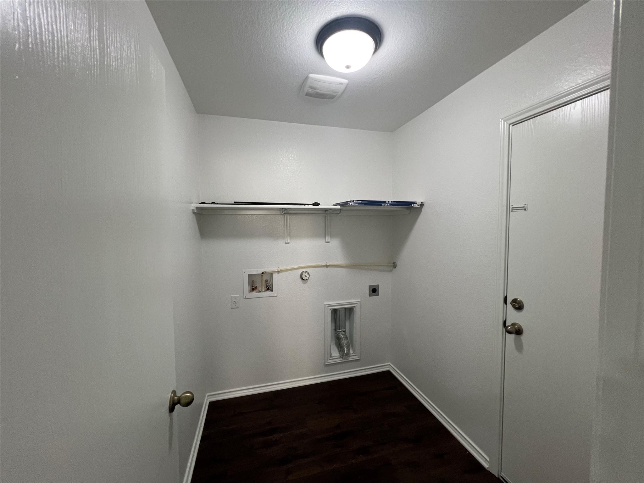 270 Sheep Trail Dr, Kyle, TX 78640