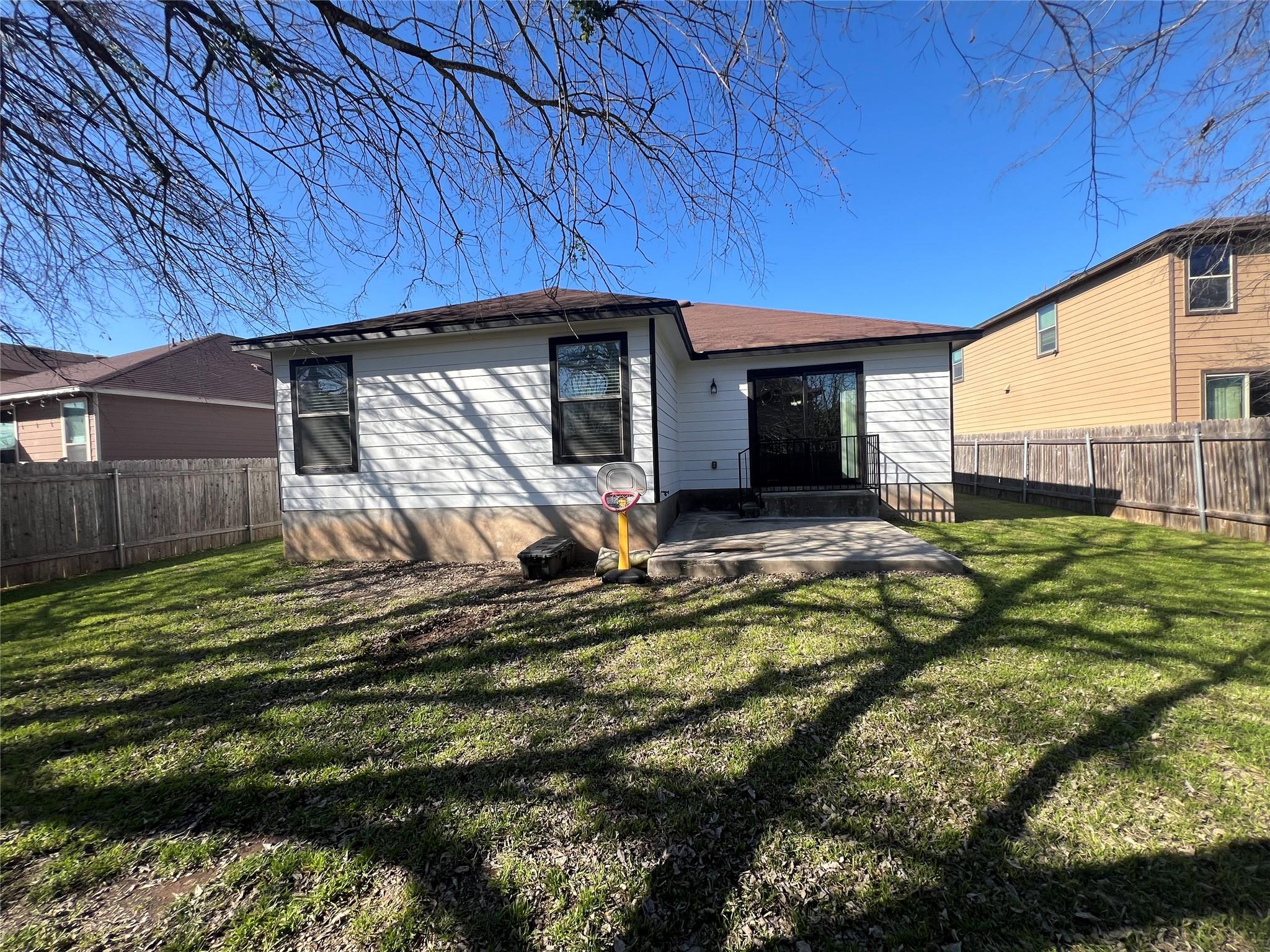 270 Sheep Trail Dr, Kyle, TX 78640