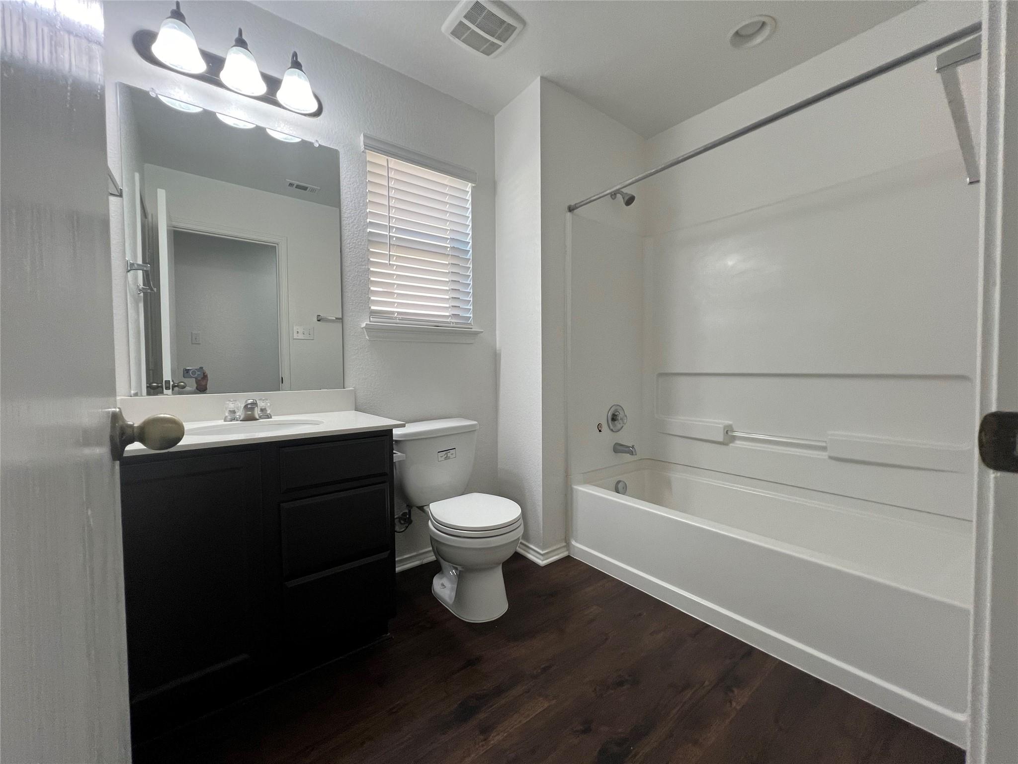 270 Sheep Trail Dr, Kyle, TX 78640