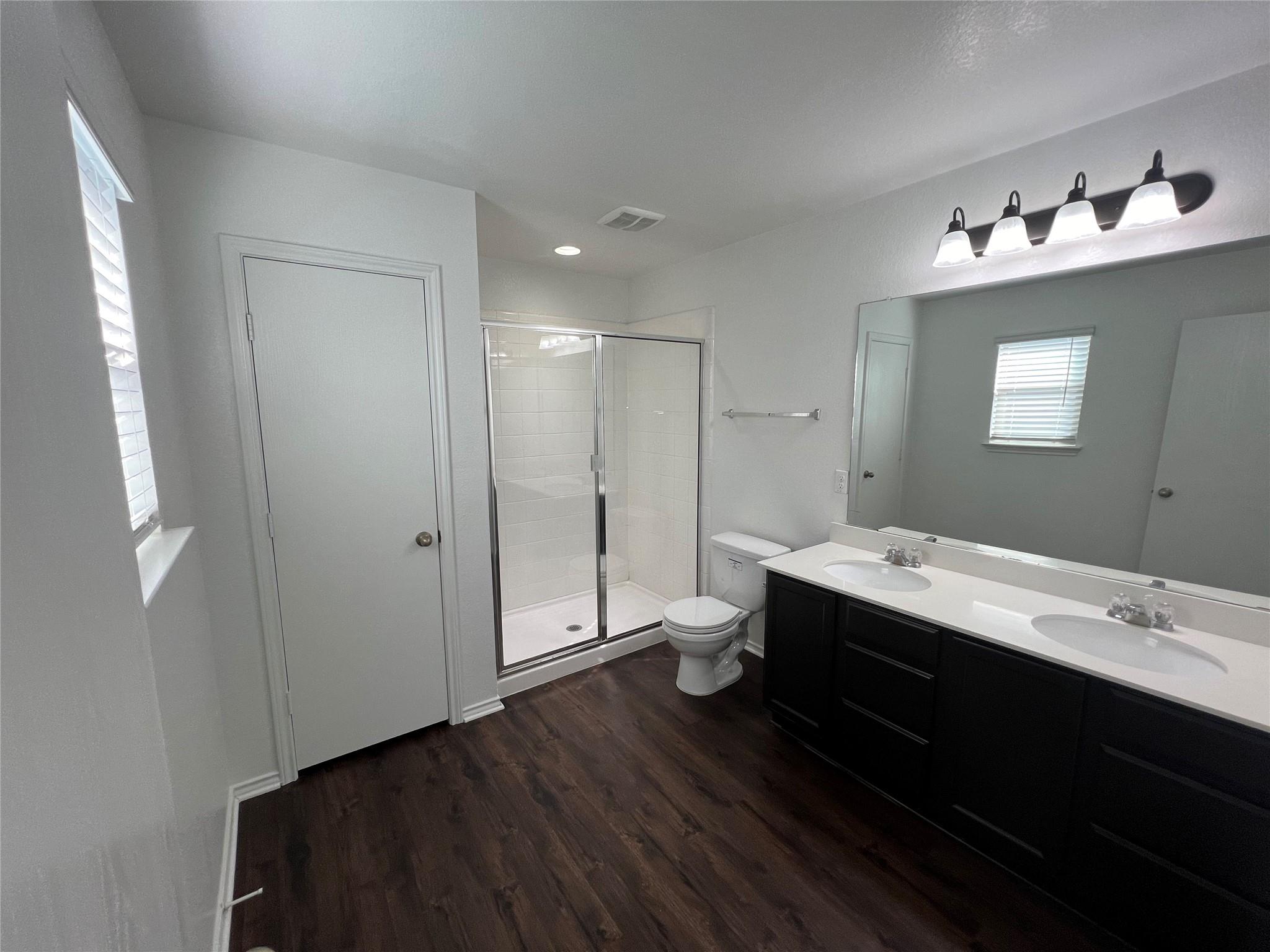 270 Sheep Trail Dr, Kyle, TX 78640