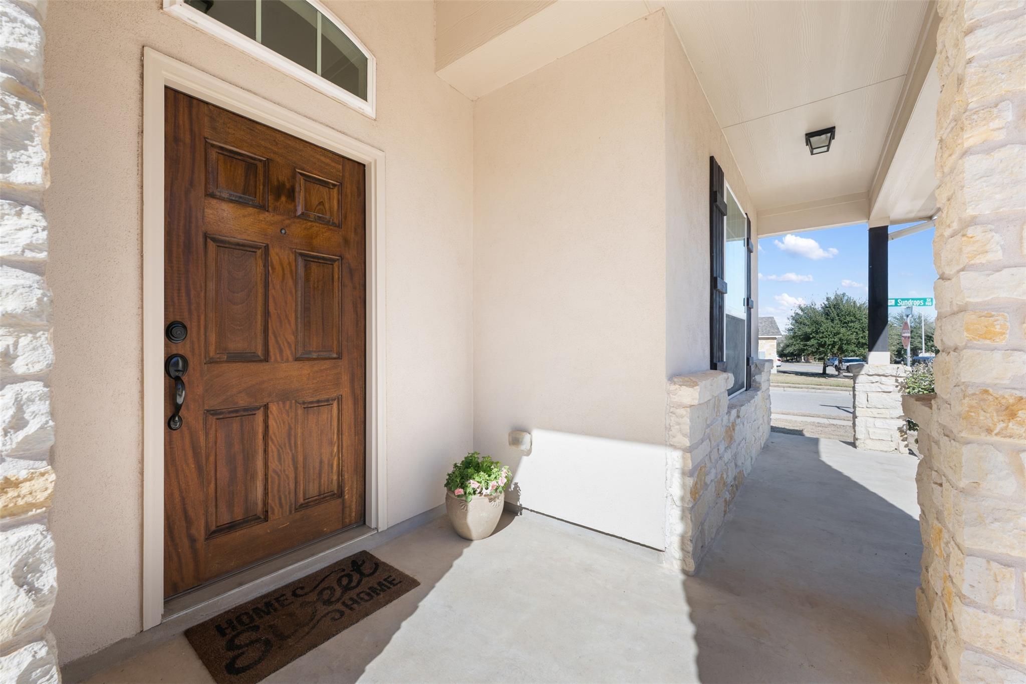 605 Palmilla St, Leander, TX 78641