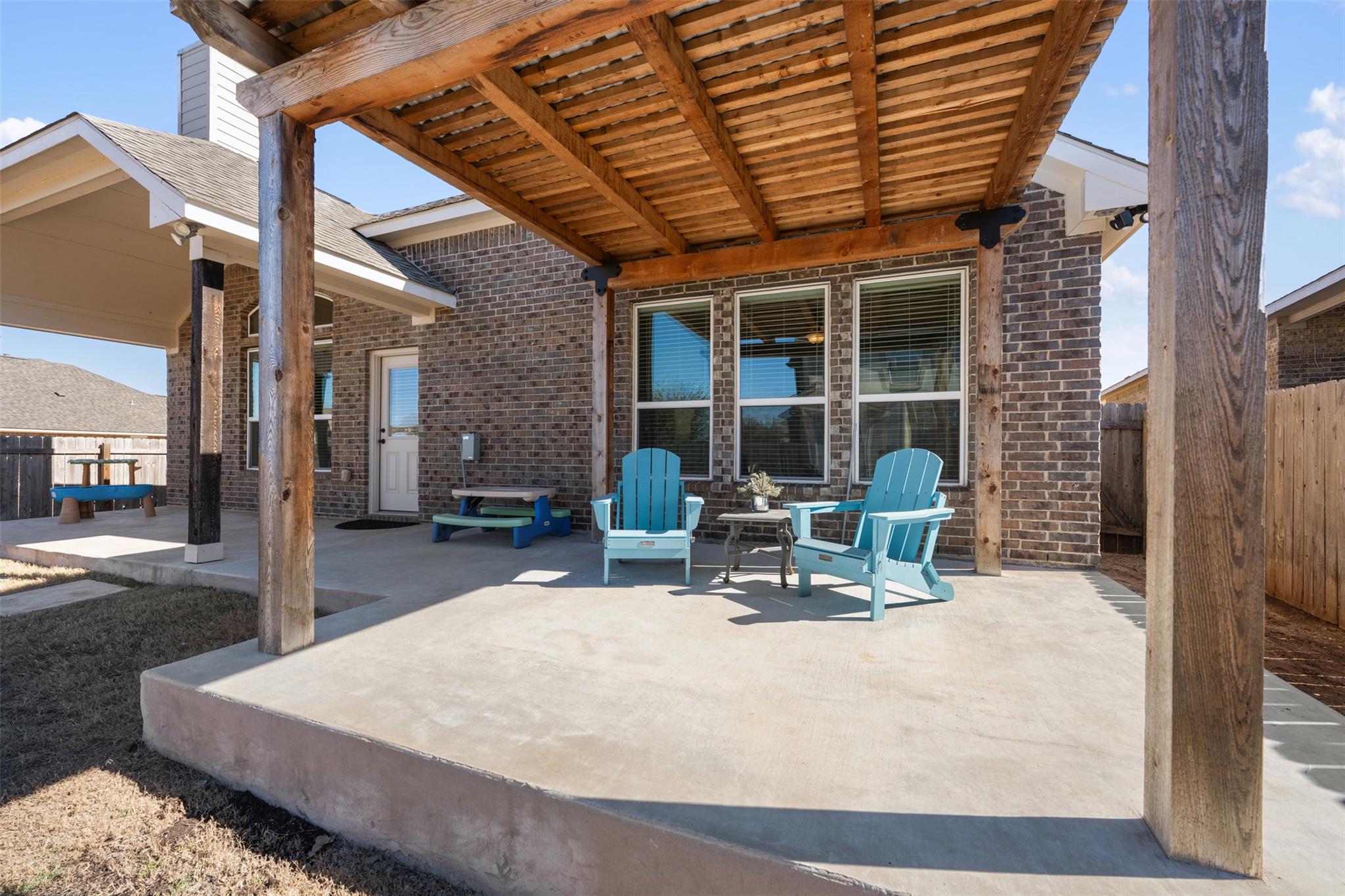 605 Palmilla St, Leander, TX 78641