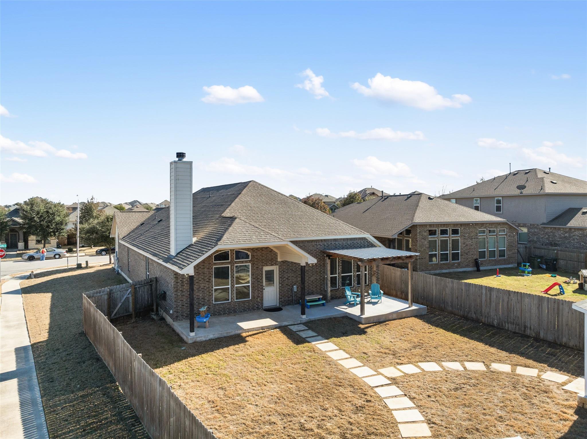 605 Palmilla St, Leander, TX 78641