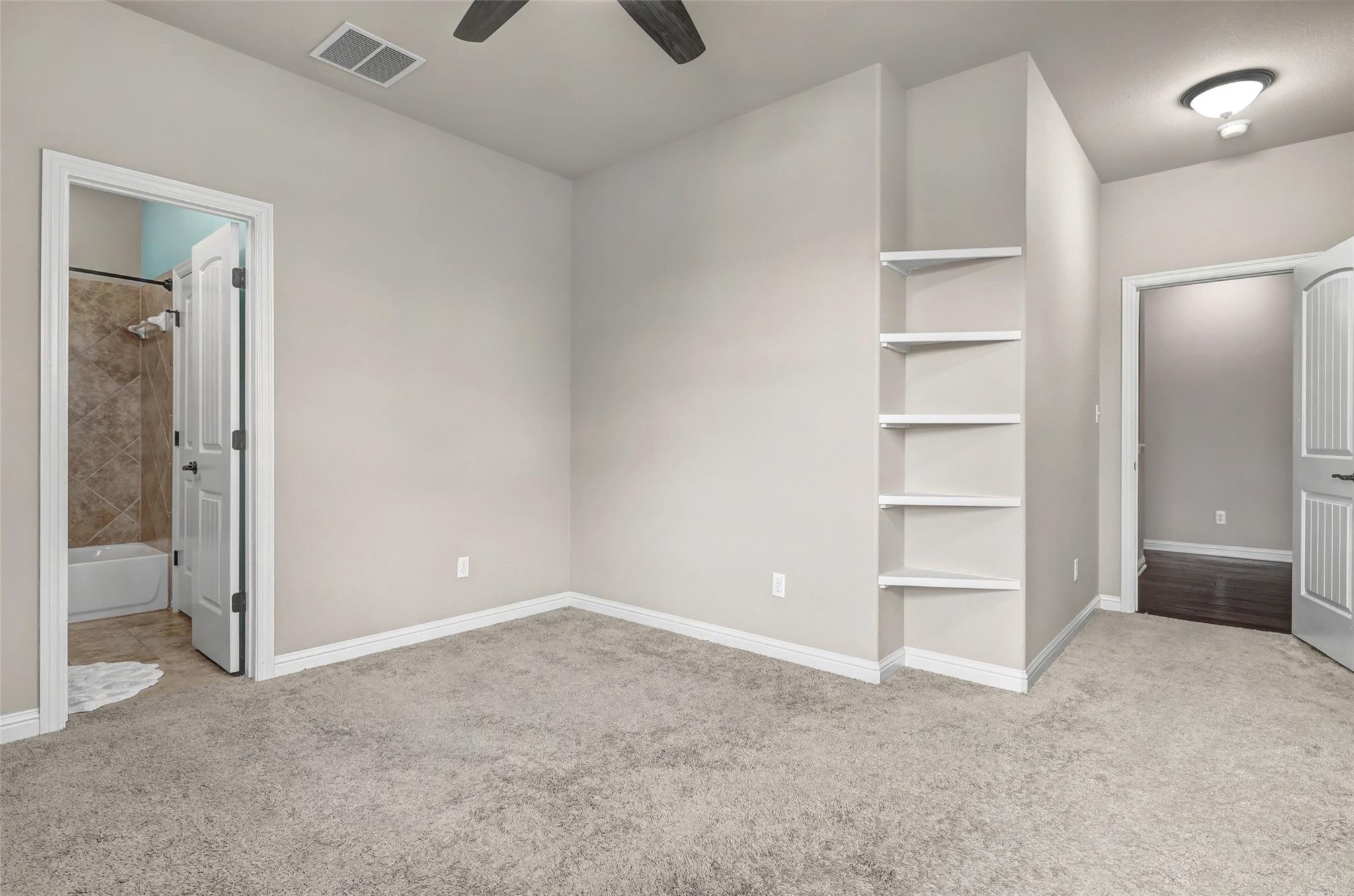 1813 Harvest Dance Dr, Leander, TX 78641