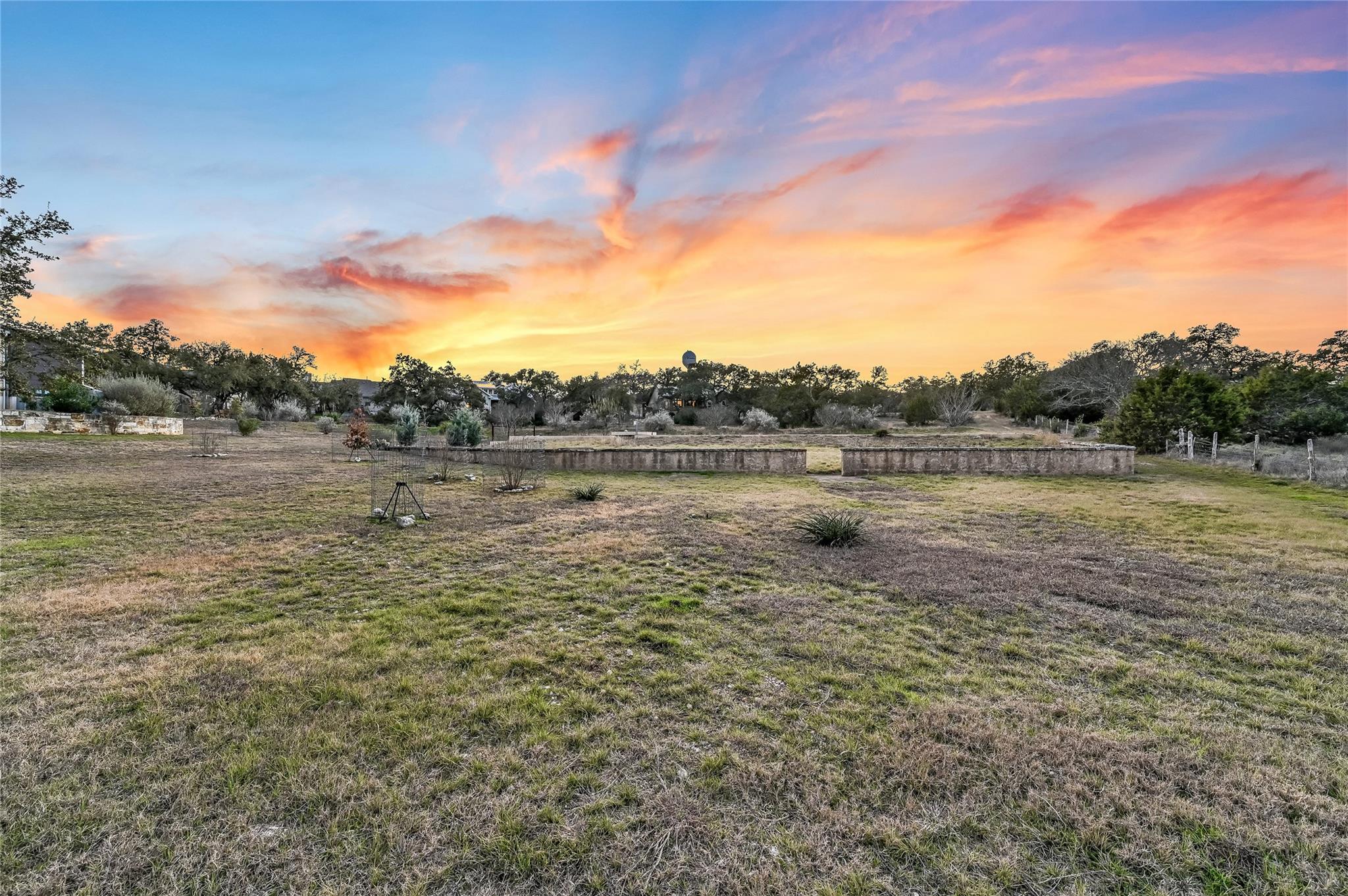 321 Tulley Ct, Wimberley, TX 78676