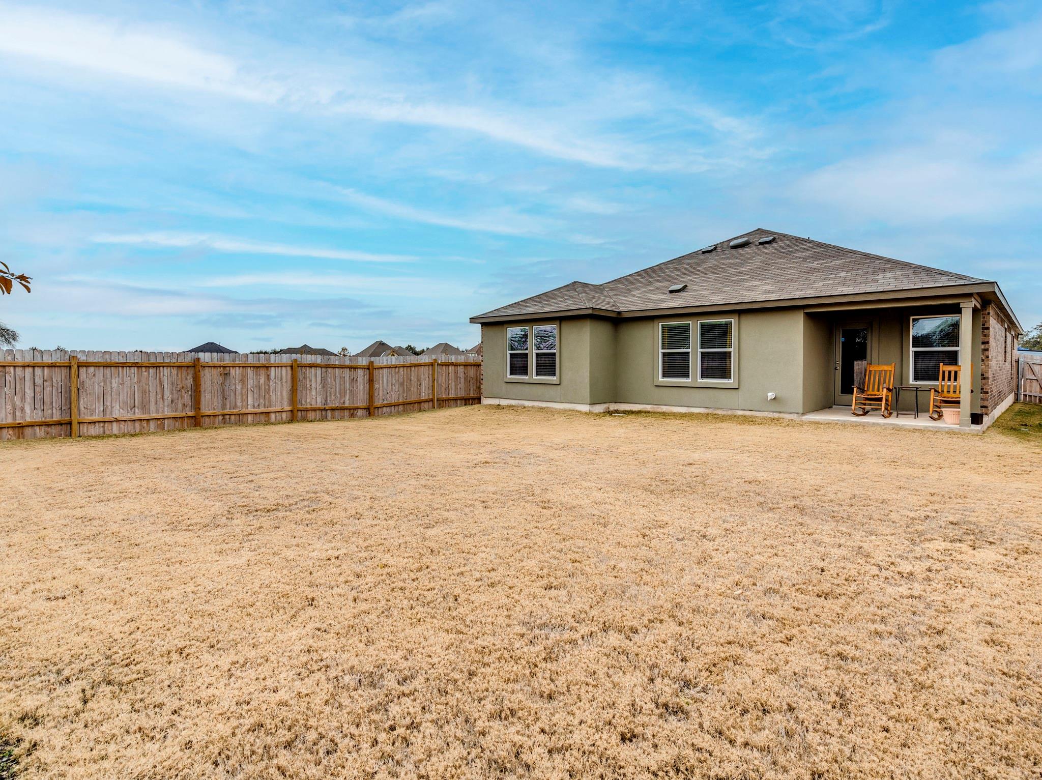 1104 Acorn Oak Dr, Georgetown, TX 78628