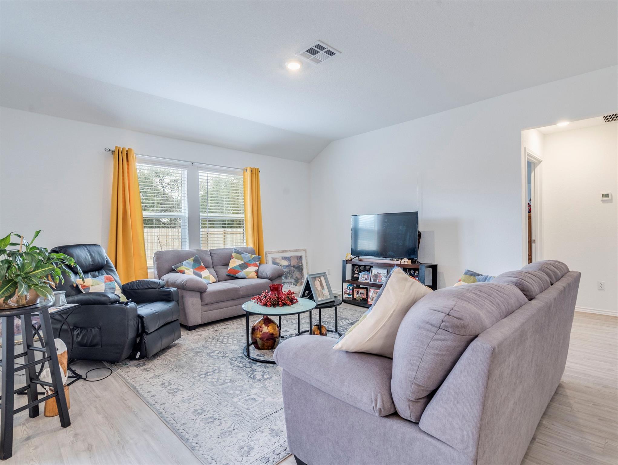 1104 Acorn Oak Dr, Georgetown, TX 78628