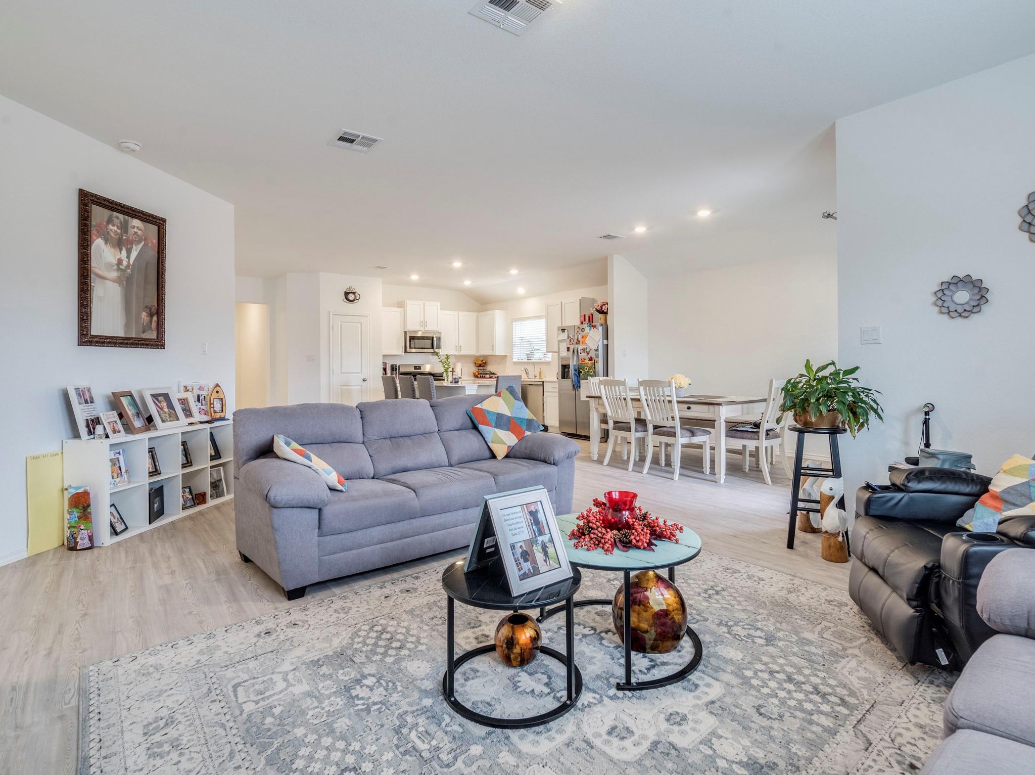 1104 Acorn Oak Dr, Georgetown, TX 78628