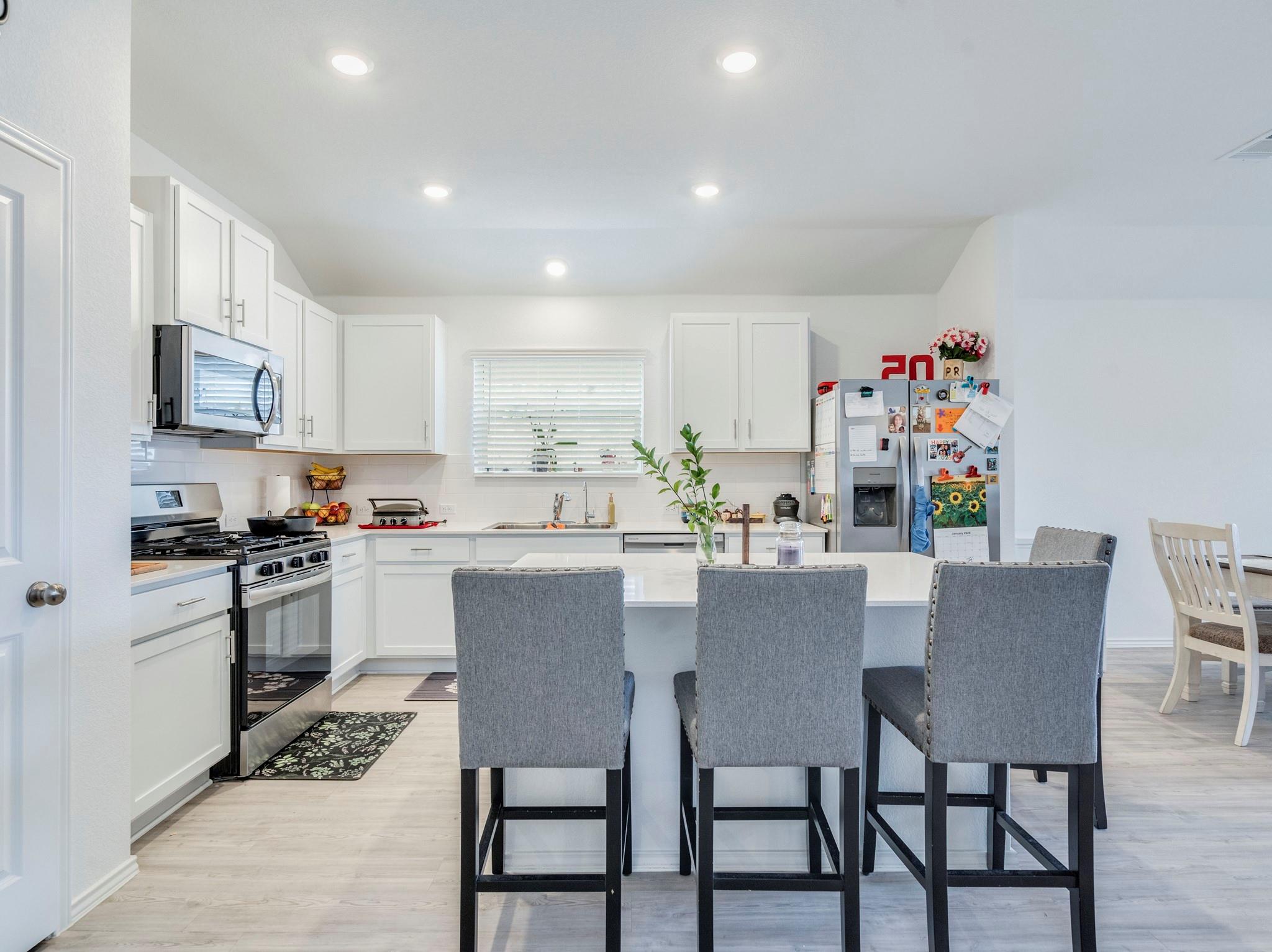 1104 Acorn Oak Dr, Georgetown, TX 78628