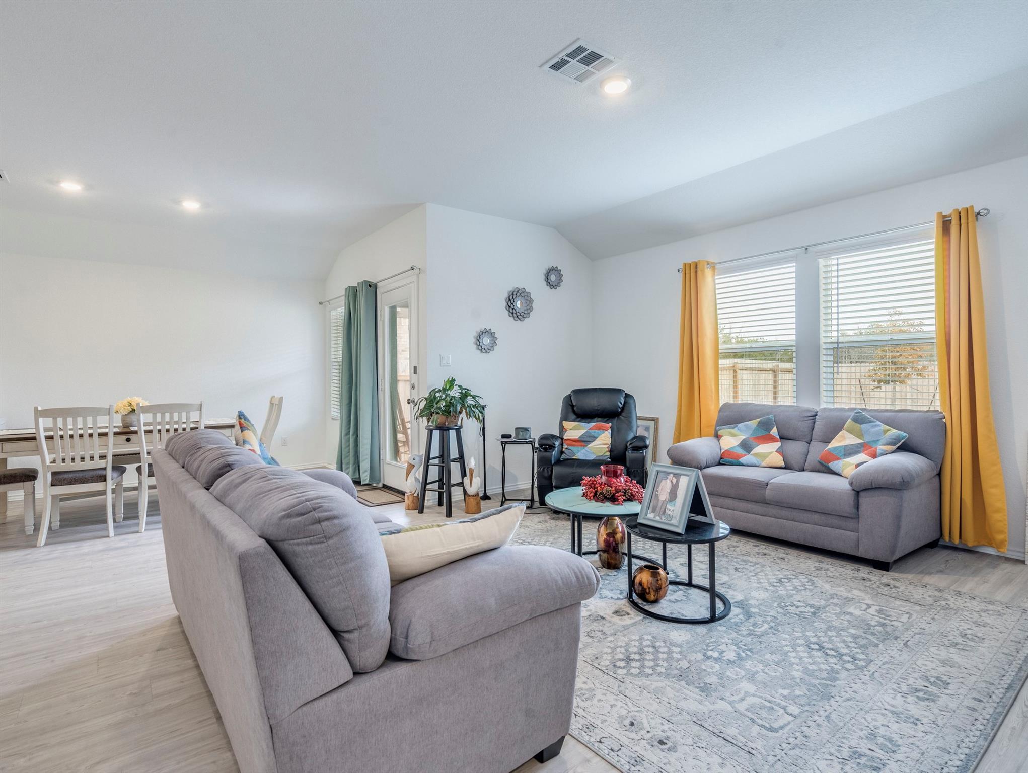 1104 Acorn Oak Dr, Georgetown, TX 78628