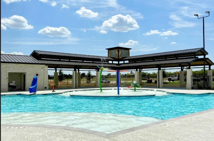 106 Hornet St, Elgin, TX 78621