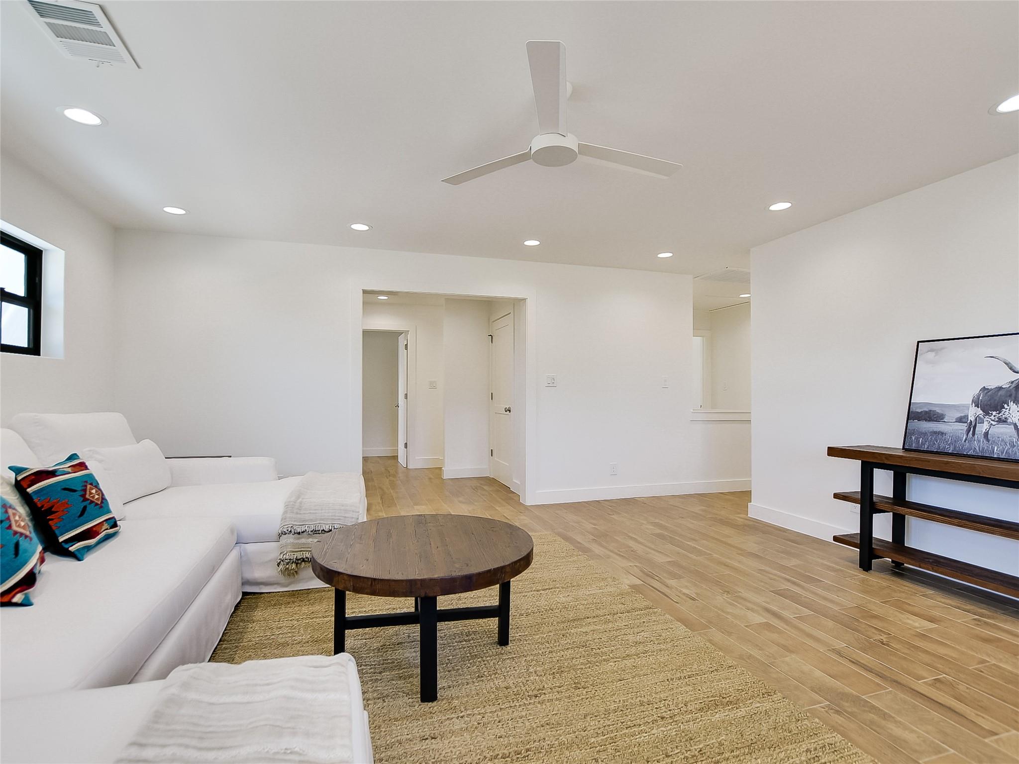 2403 Cherry Ln, Kingsland, TX 78639