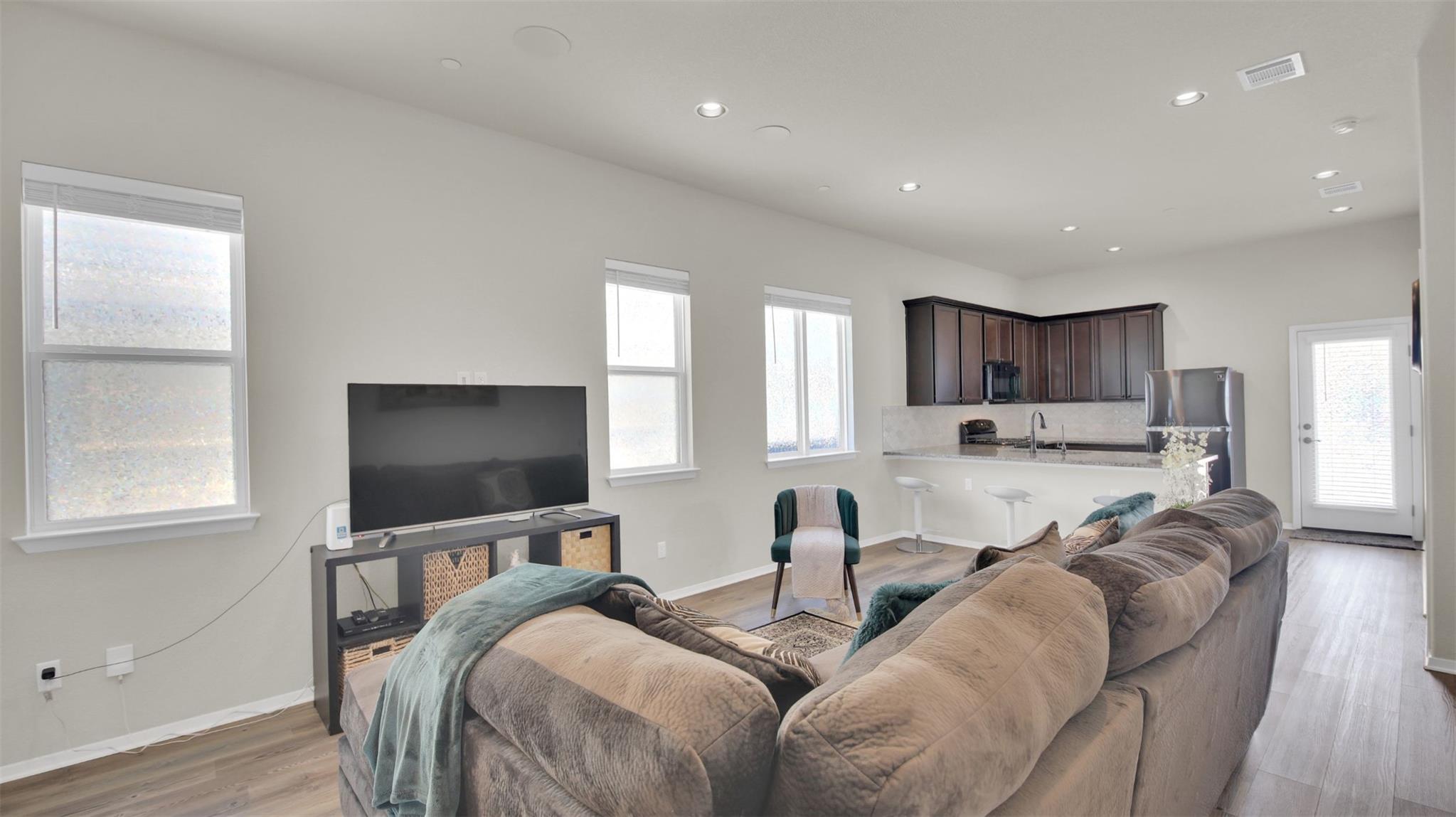 2800 Joe Dimaggio Blvd # 46, Round Rock, TX 78665