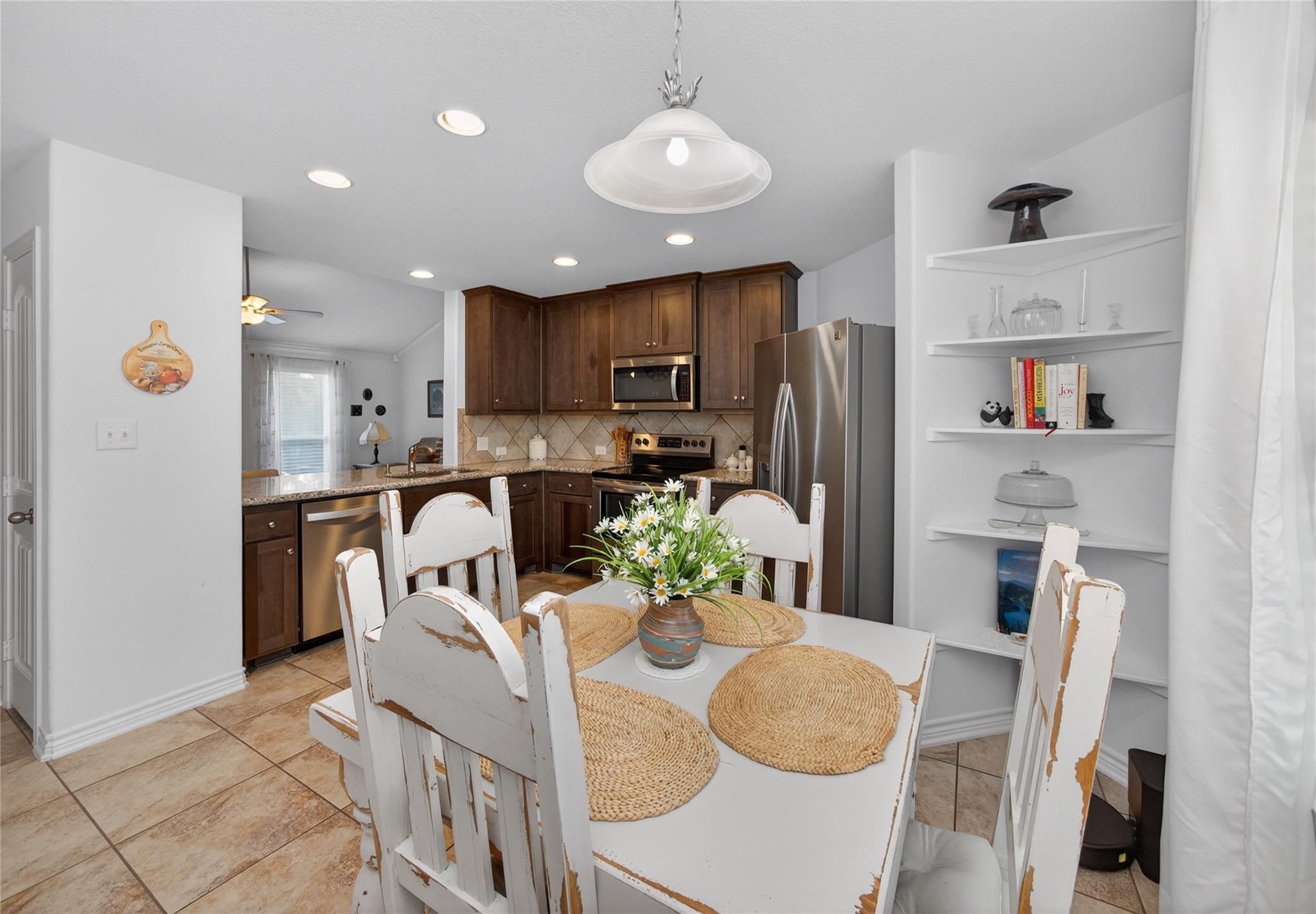 20508 Buckskin Rdg, Lago Vista, TX 78645