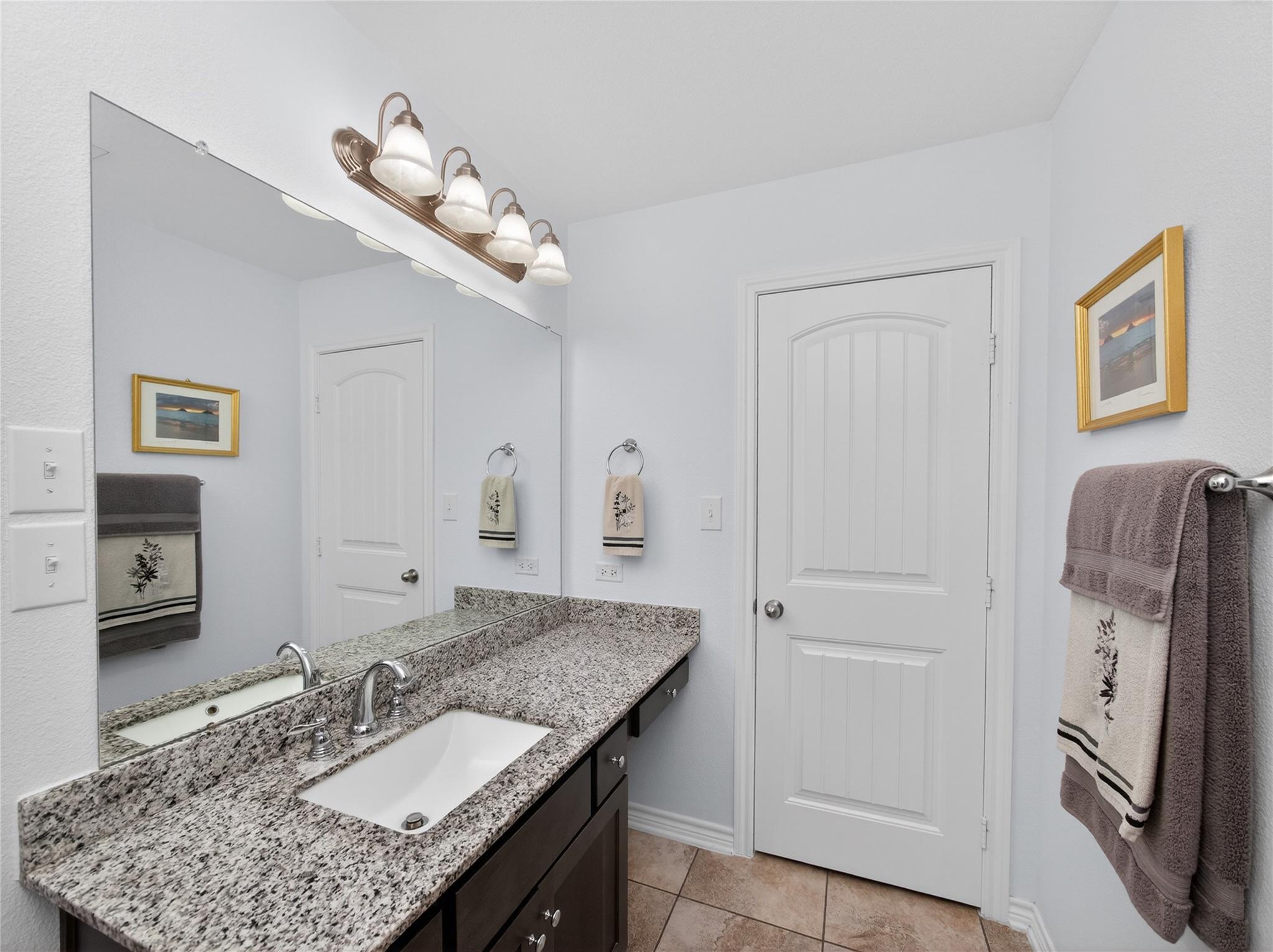 20508 Buckskin Rdg, Lago Vista, TX 78645