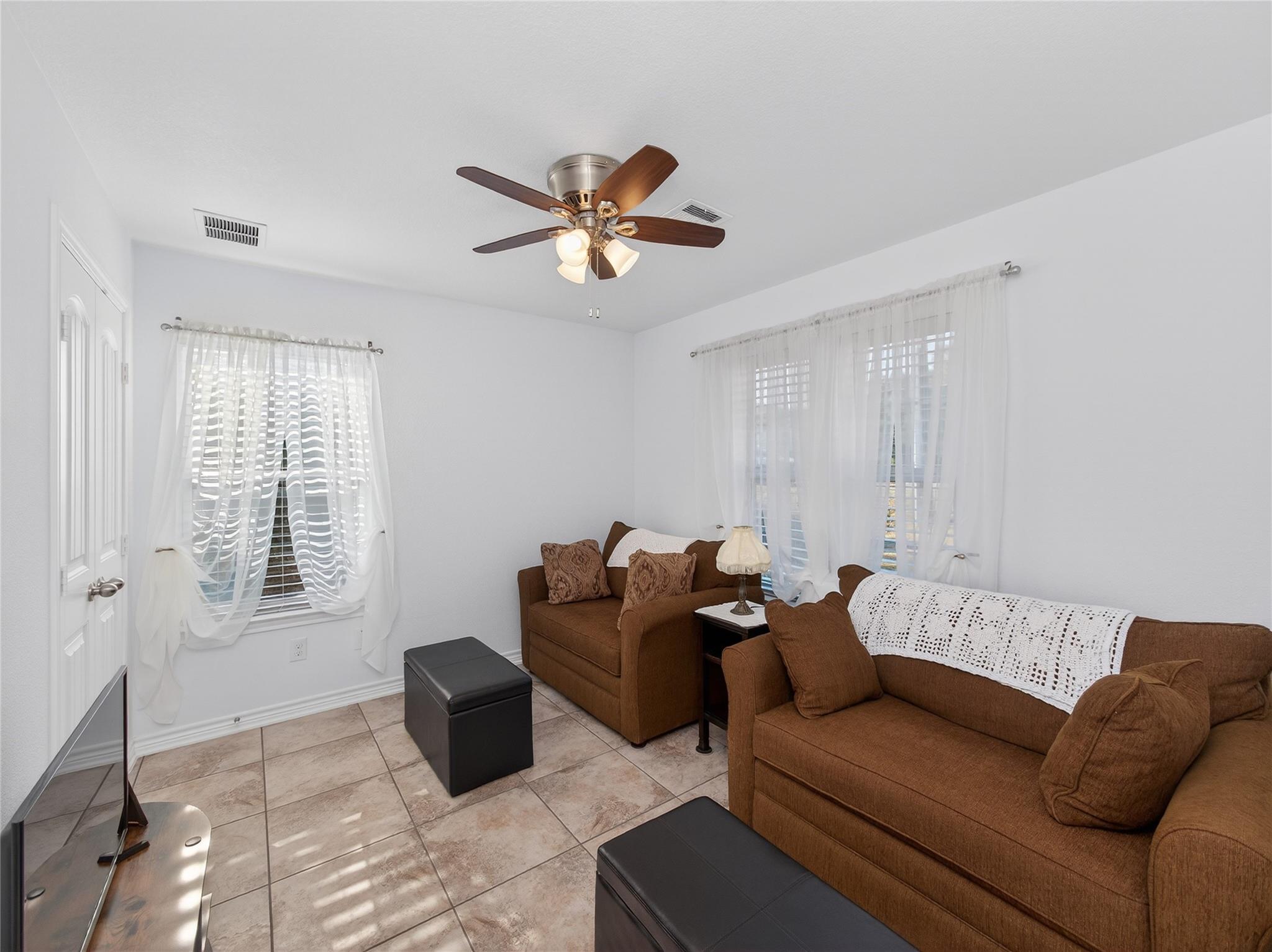 20508 Buckskin Rdg, Lago Vista, TX 78645