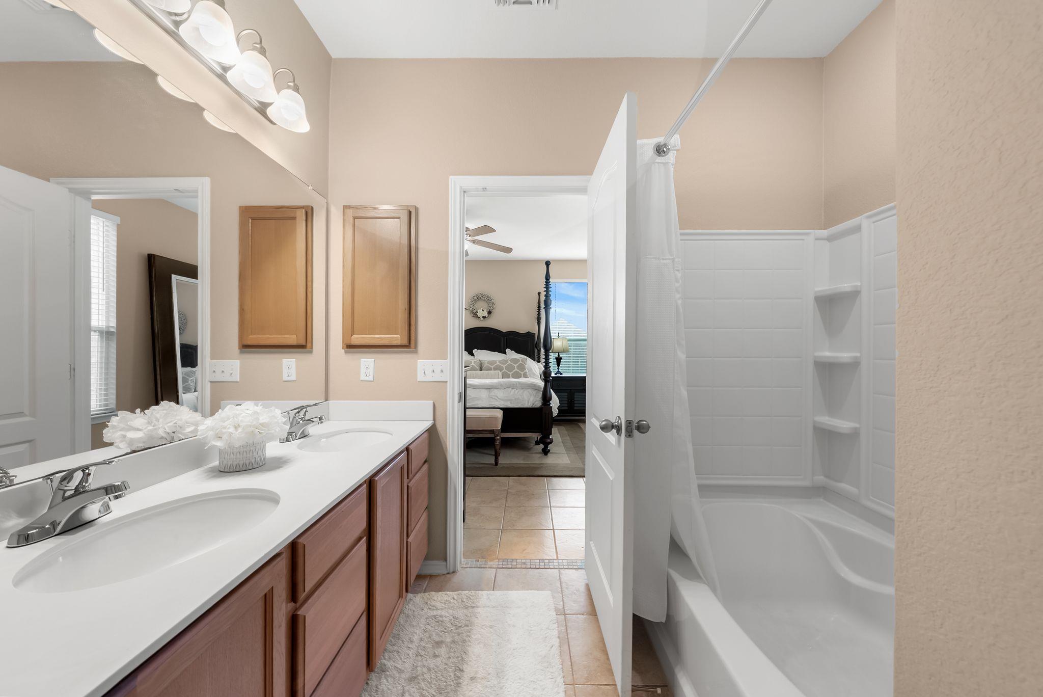 1521 Gautami Dr, Austin, TX 78753