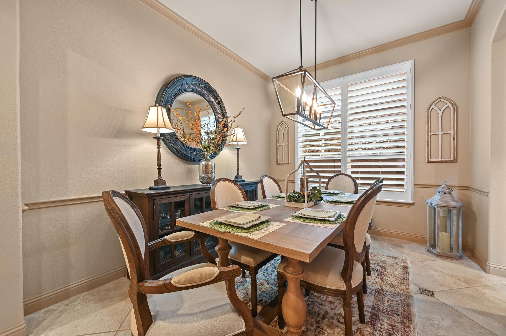 9308 Bentley Garner Ln, Austin, TX 78748