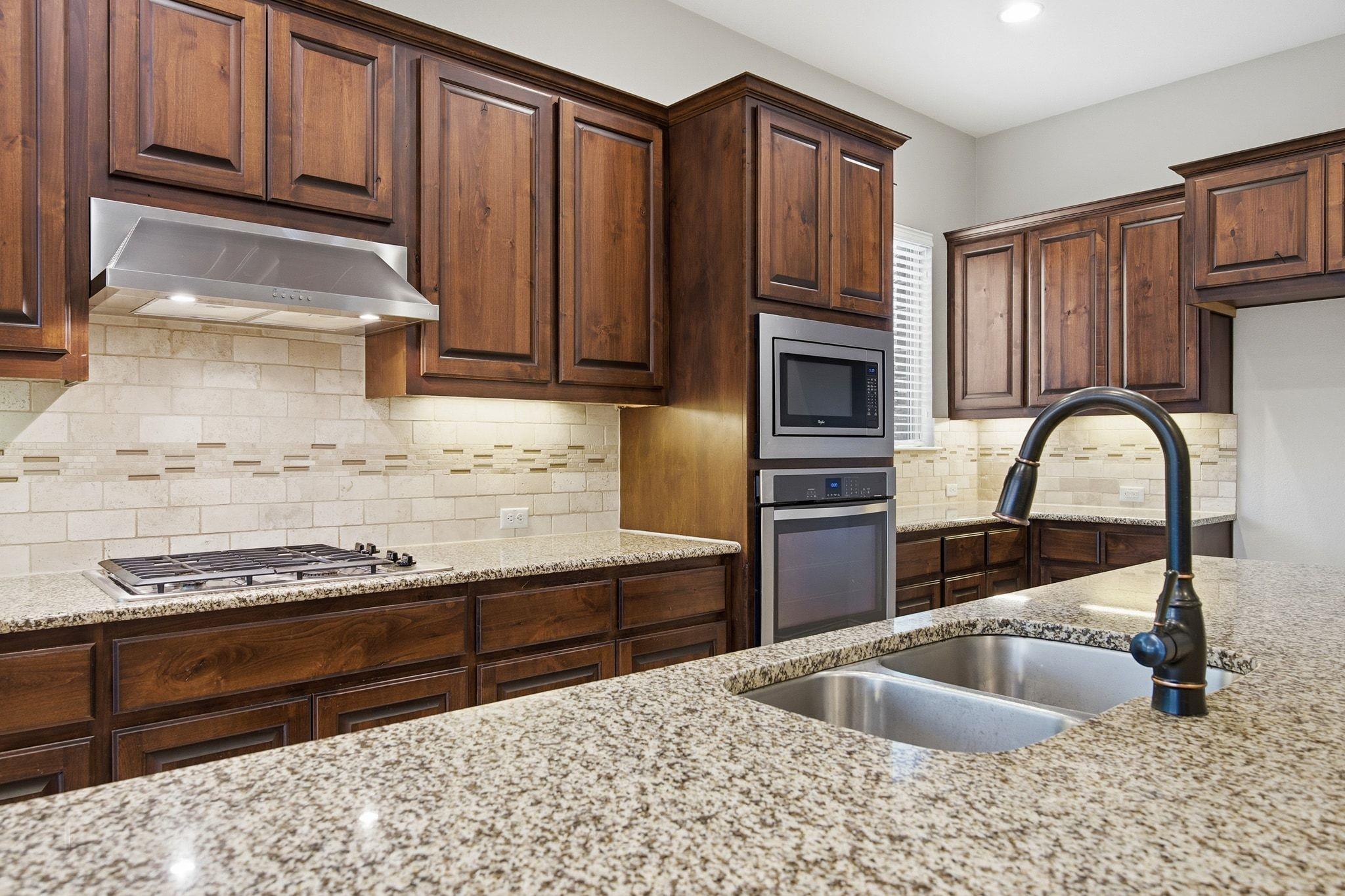 2738 Belicia Ln, Round Rock, TX 78665