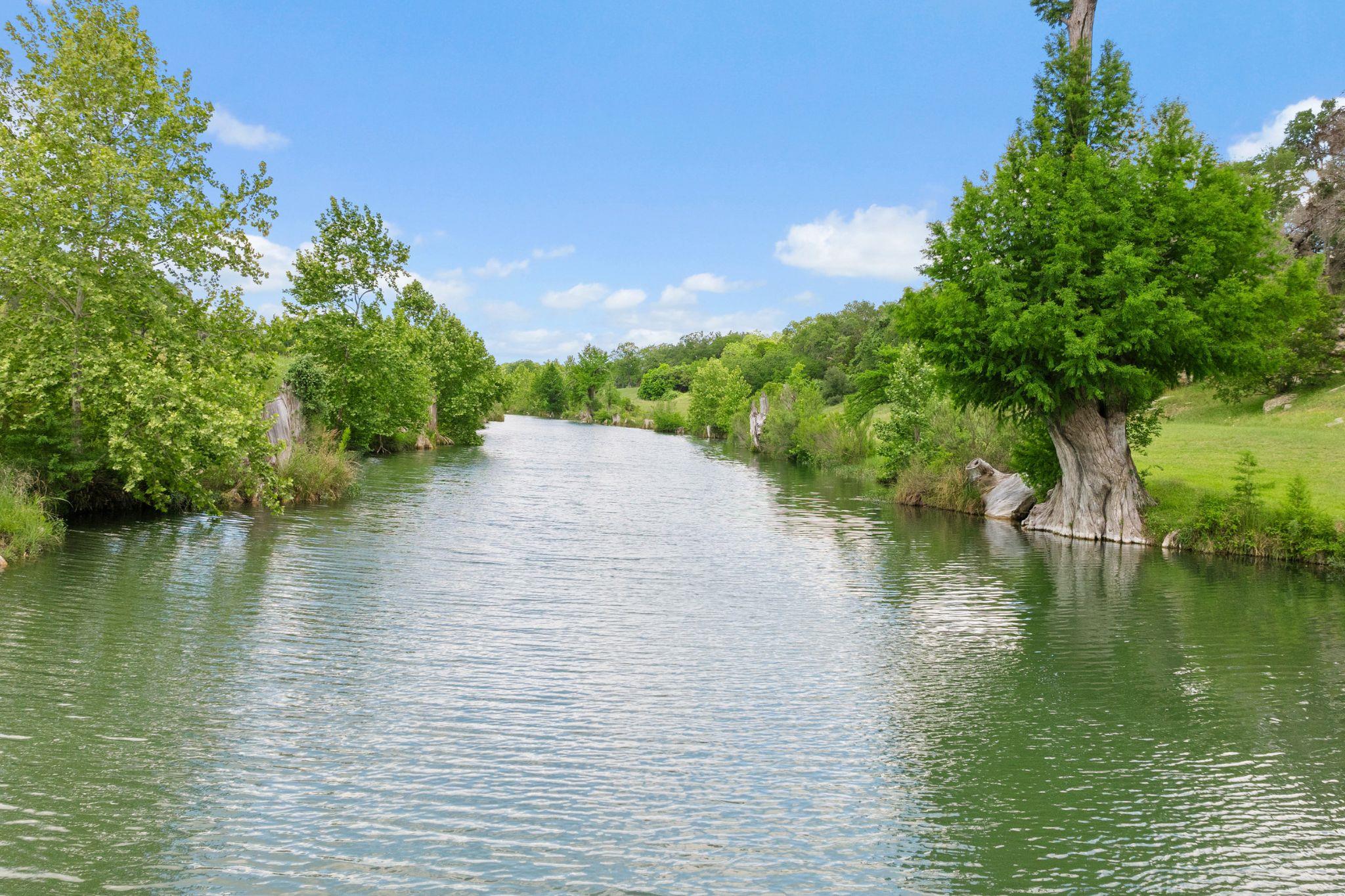 4711 Wayside Dr, Wimberley, TX 78676