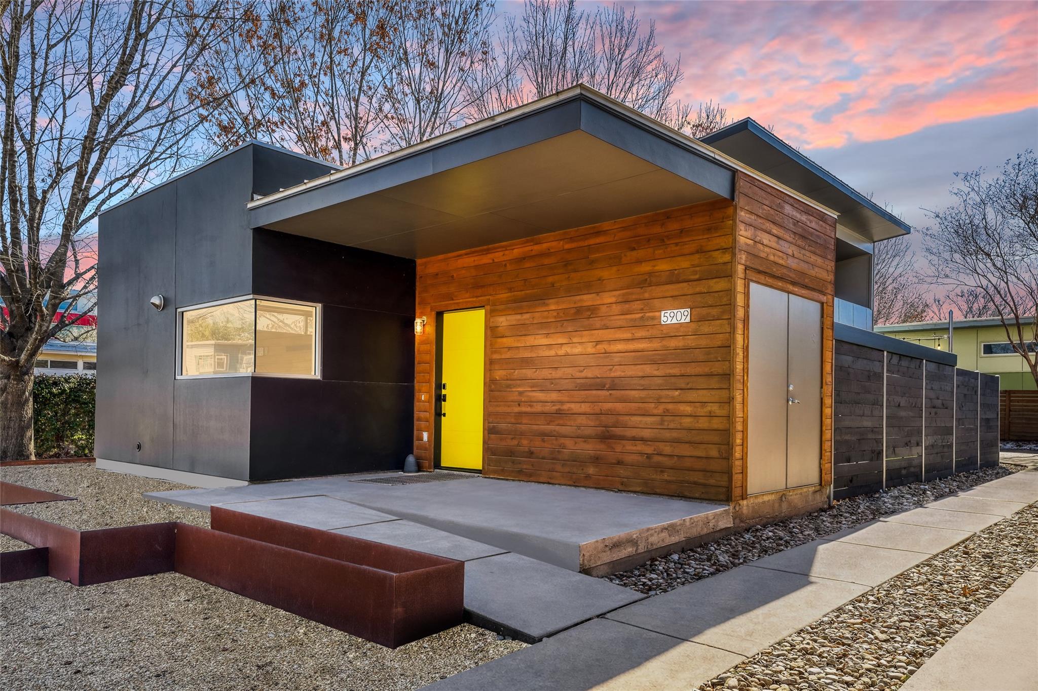 5909 Lux St, Austin, TX 78721