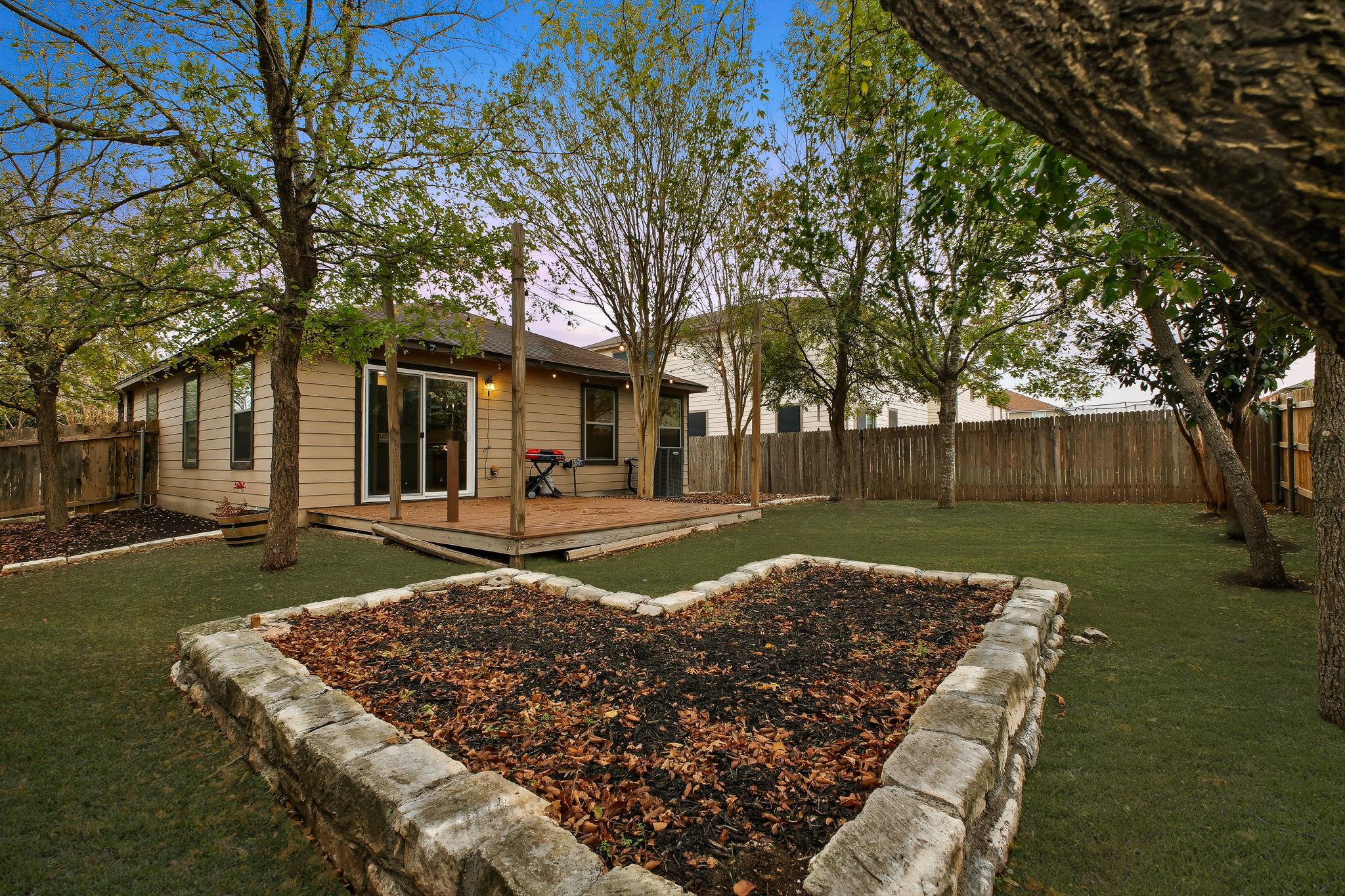 152 Karrie Dr, Kyle, TX 78640