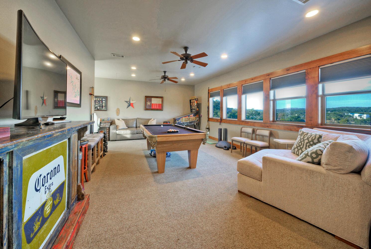 4834 Travis Oaks Dr, Marble Falls, TX 78654