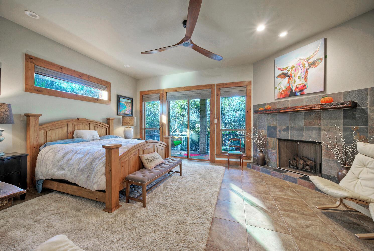 4834 Travis Oaks Dr, Marble Falls, TX 78654