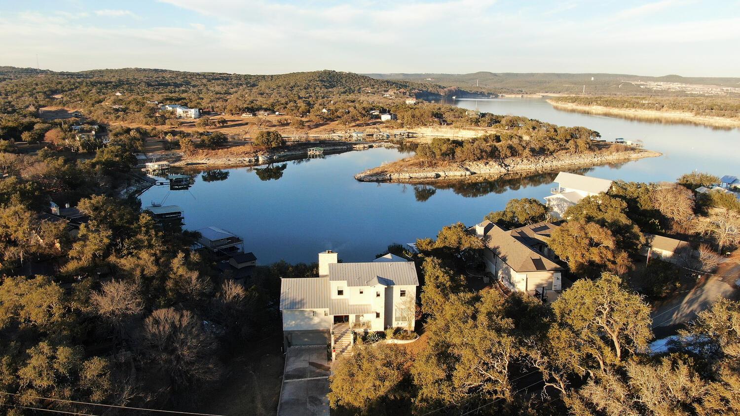 4834 Travis Oaks Dr, Marble Falls, TX 78654