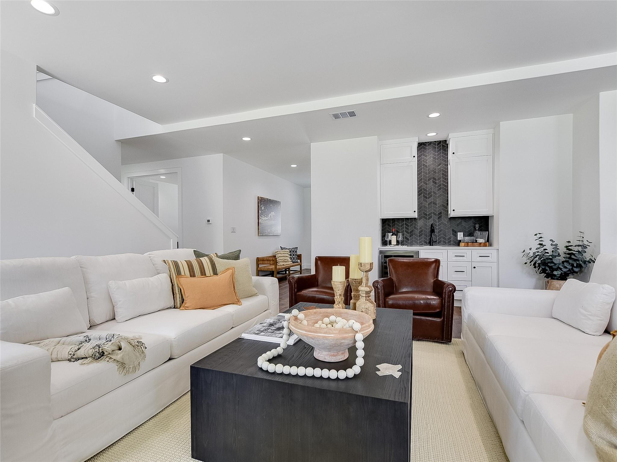 2411 Cherry Ln, Kingsland, TX 78639