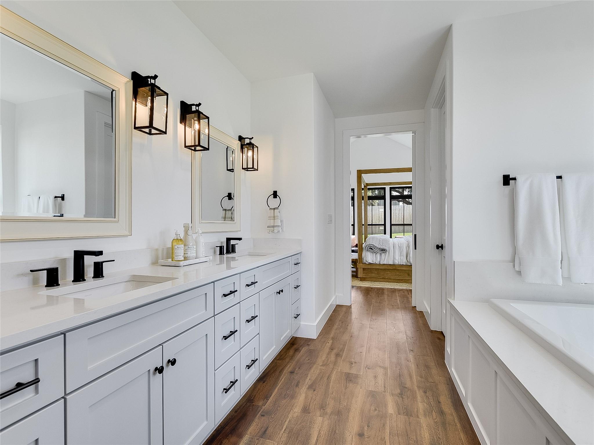 2411 Cherry Ln, Kingsland, TX 78639