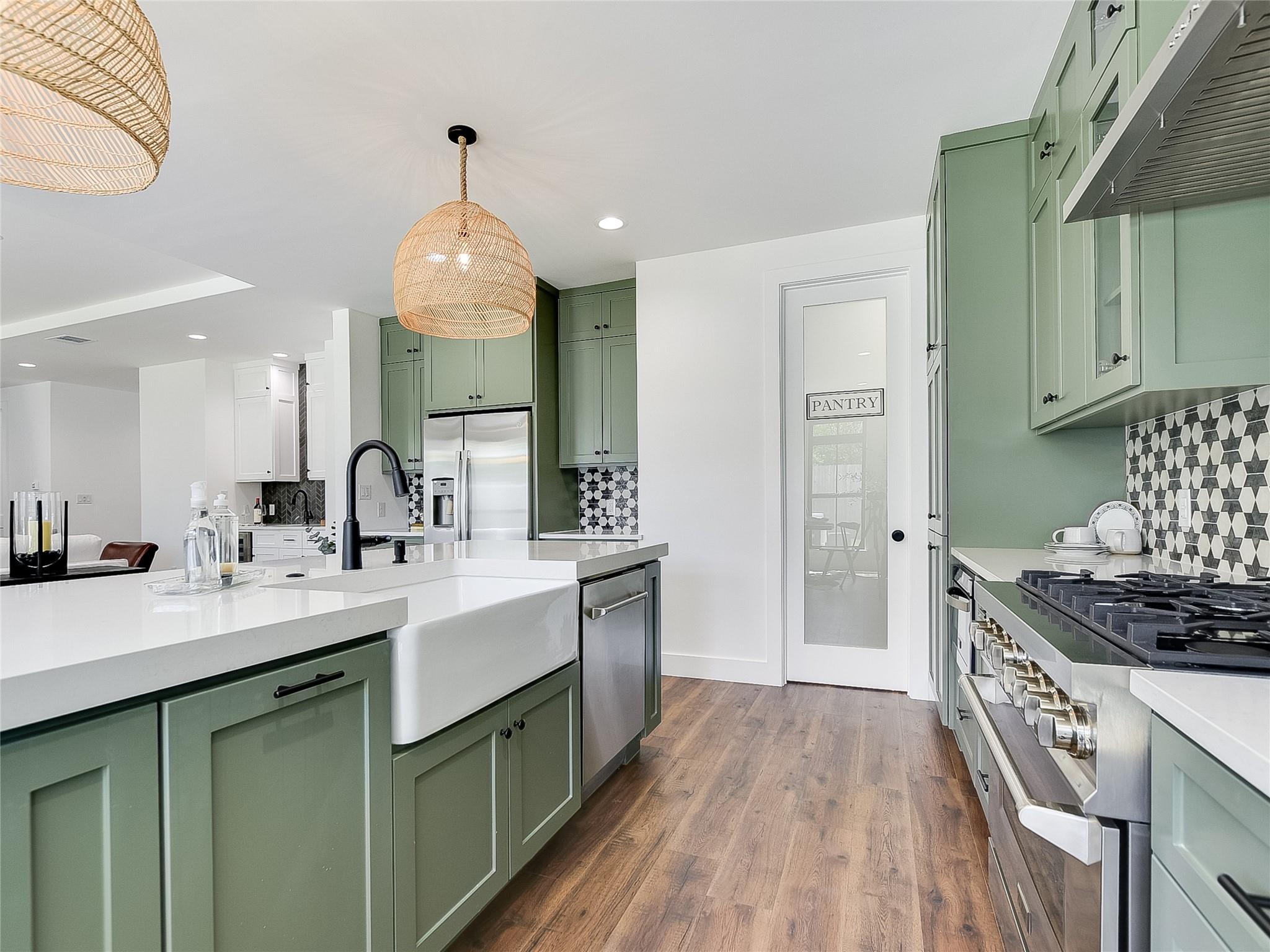 2411 Cherry Ln, Kingsland, TX 78639