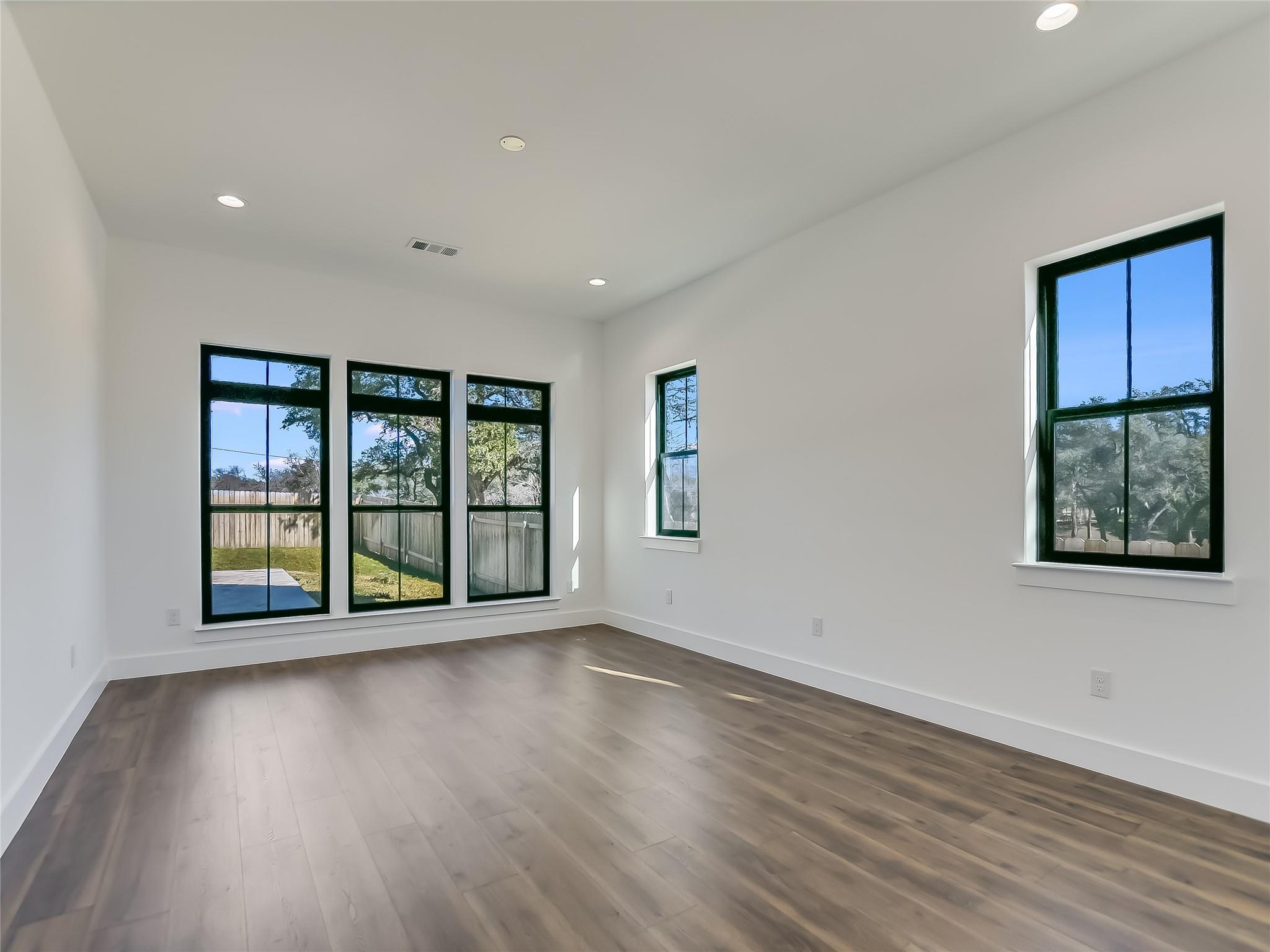 2419 Cherry Ln, Kingsland, TX 78639