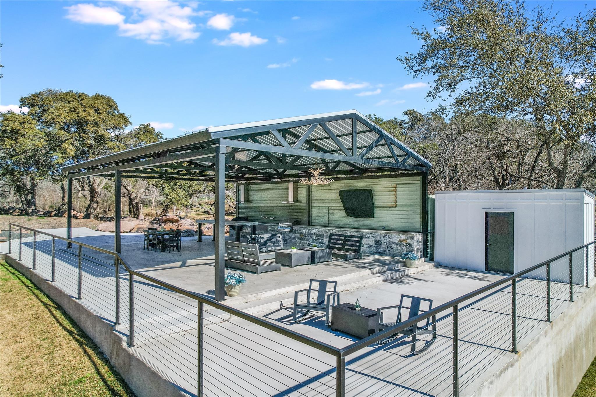 2419 Cherry Ln, Kingsland, TX 78639