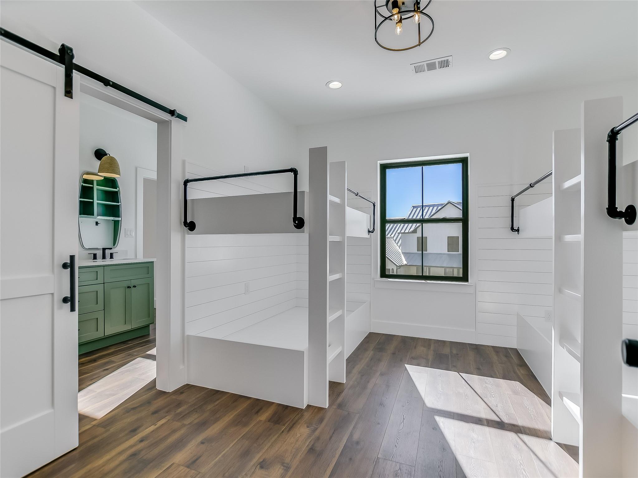 2419 Cherry Ln, Kingsland, TX 78639