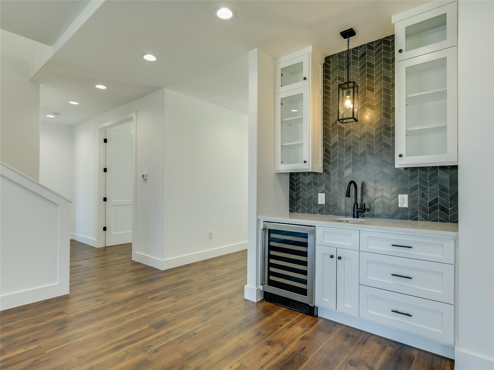 2419 Cherry Ln, Kingsland, TX 78639