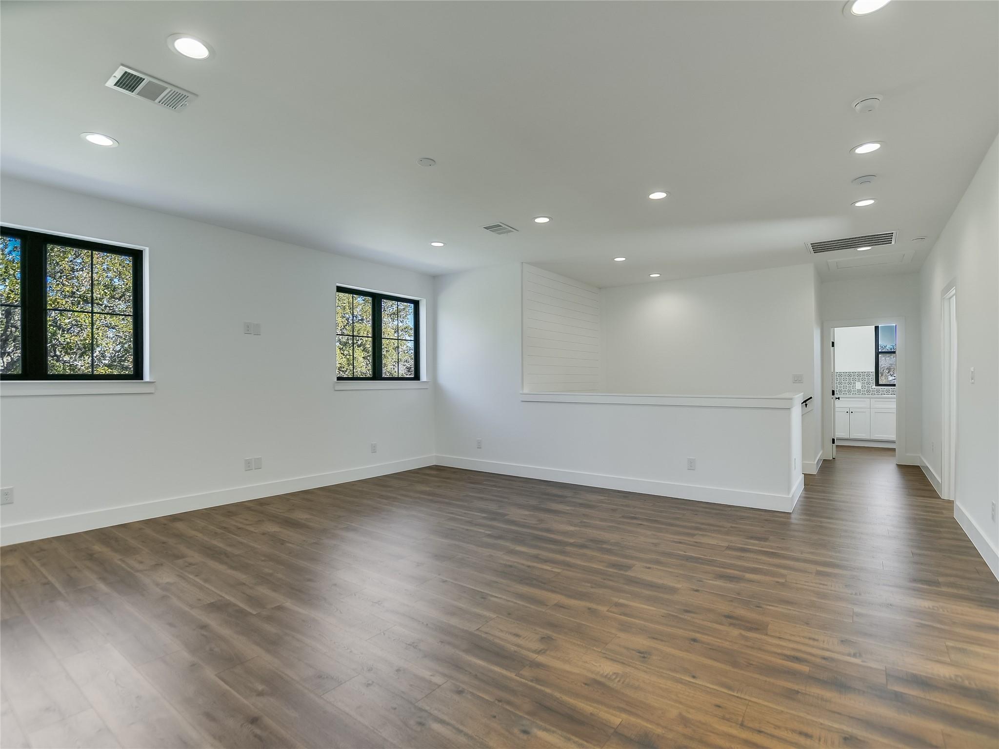 2419 Cherry Ln, Kingsland, TX 78639