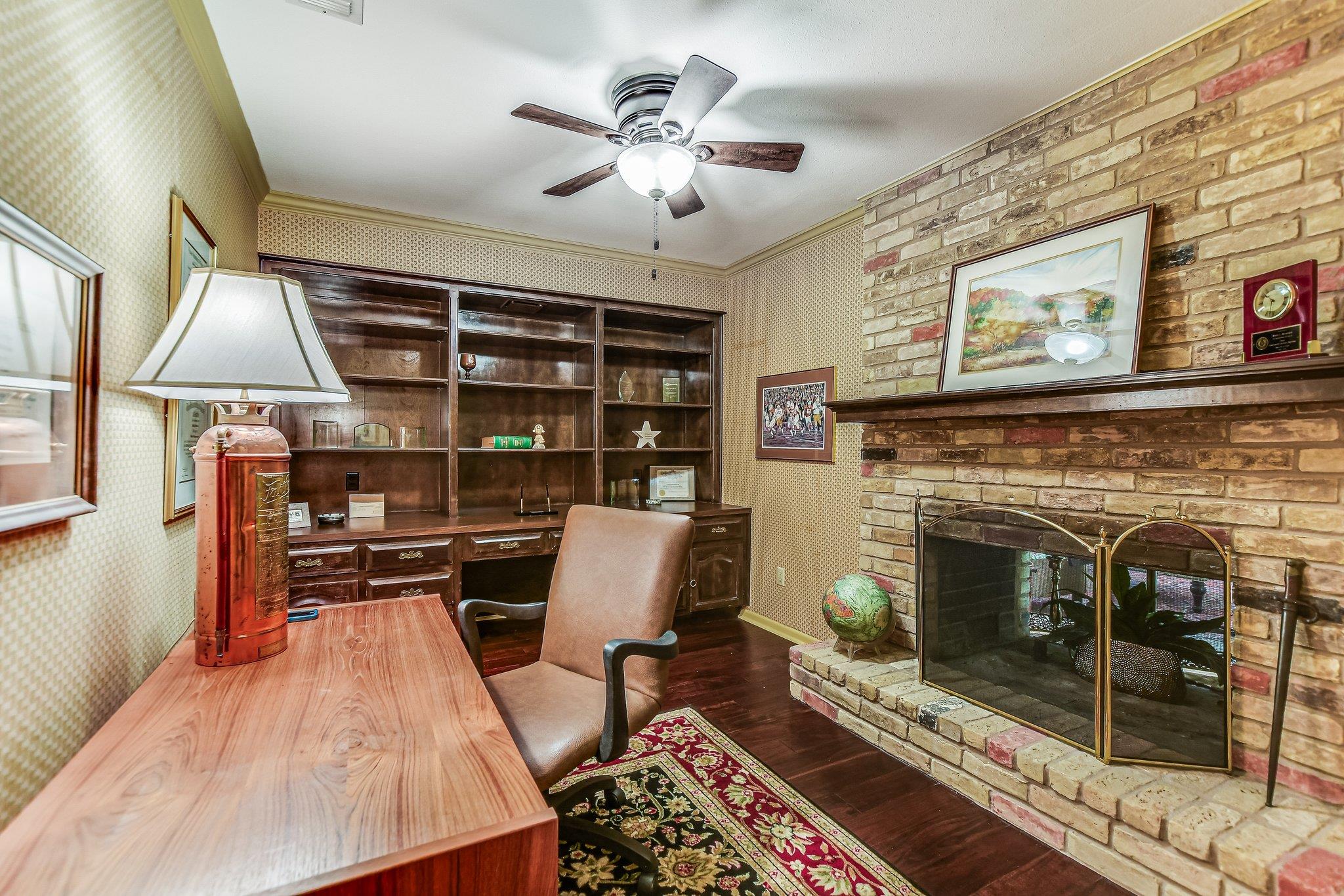 11004 Plumewood Dr, Austin, TX 78750