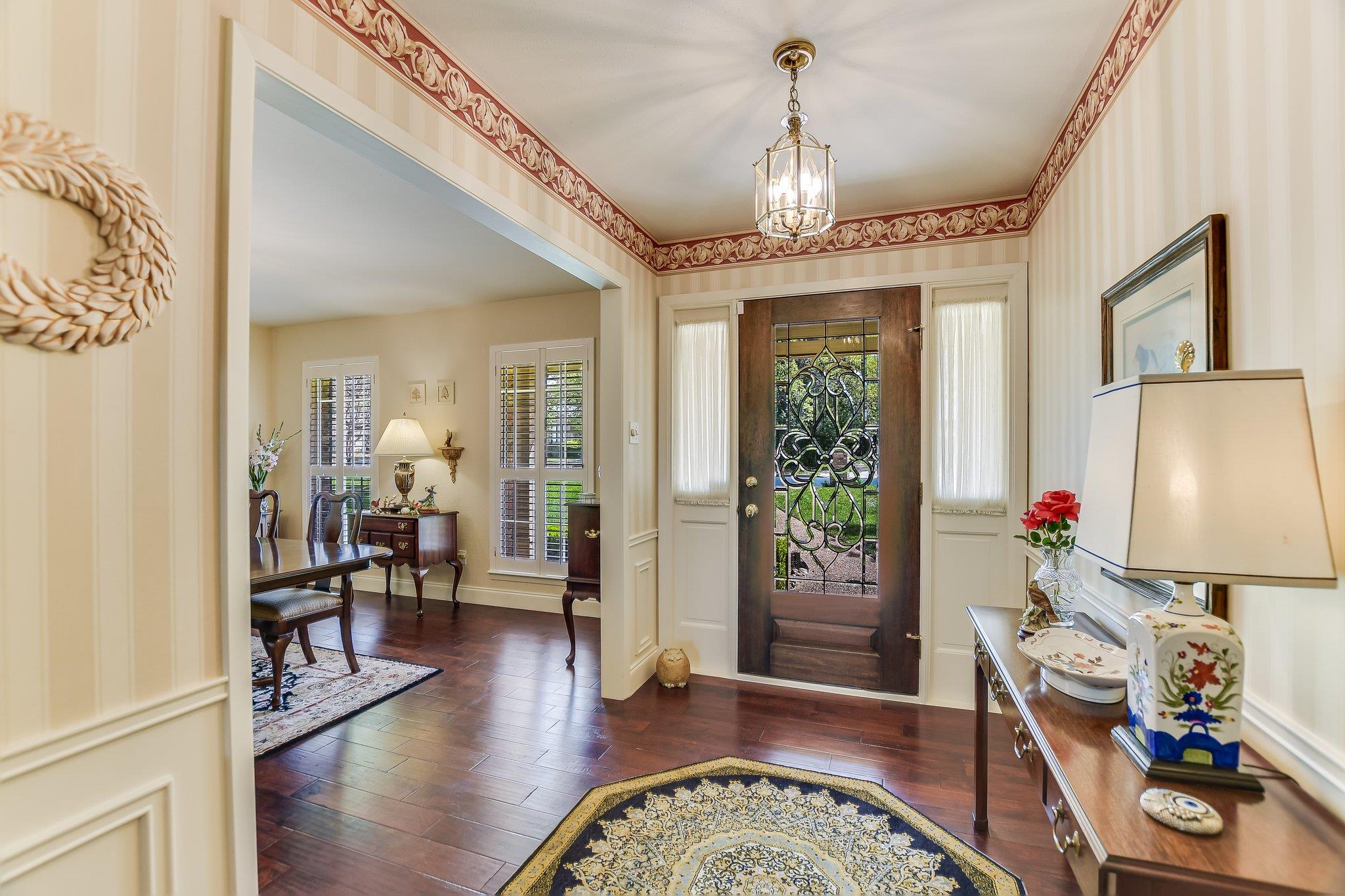 11004 Plumewood Dr, Austin, TX 78750