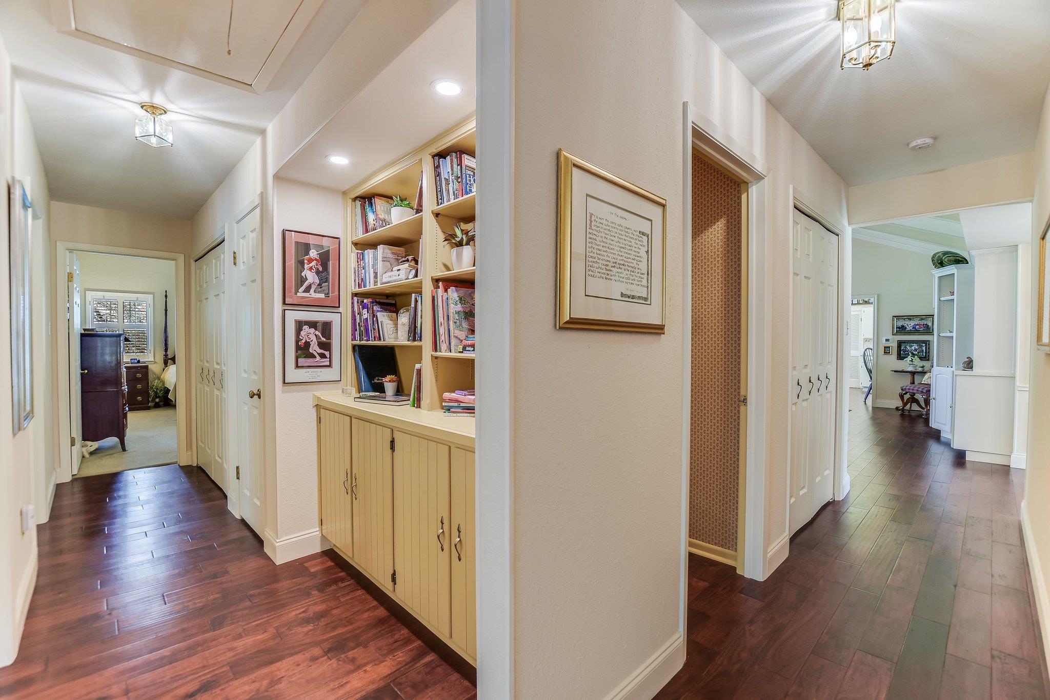 11004 Plumewood Dr, Austin, TX 78750