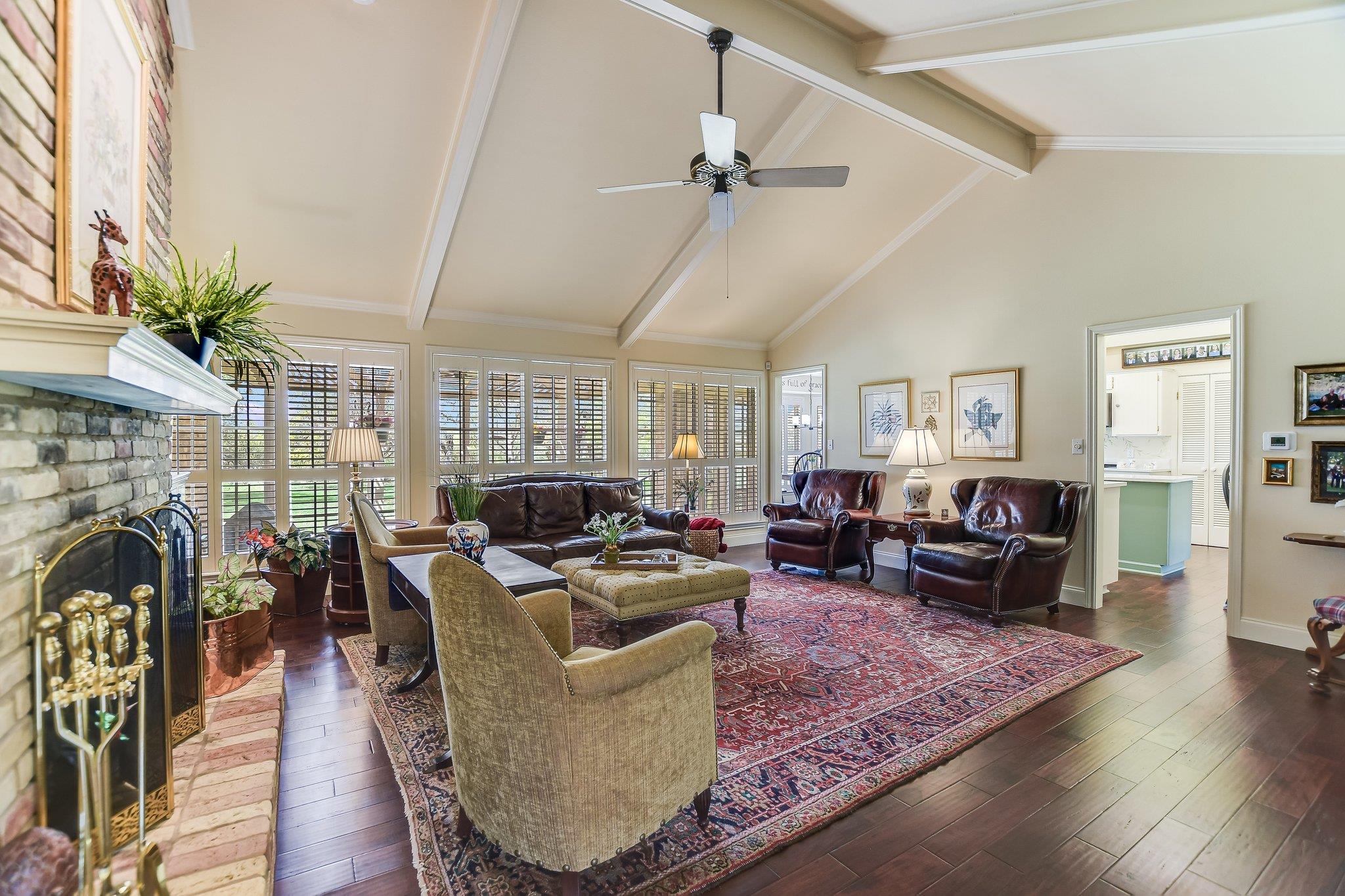 11004 Plumewood Dr, Austin, TX 78750