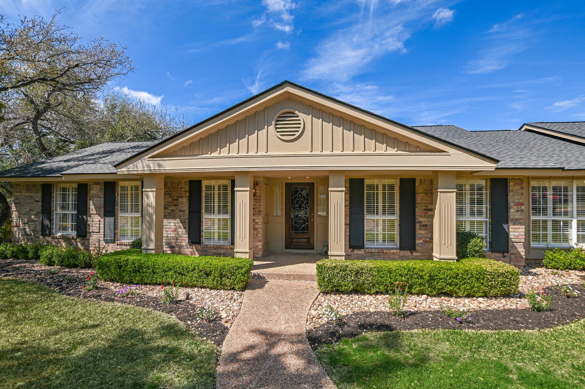 11004 Plumewood Dr, Austin, TX 78750