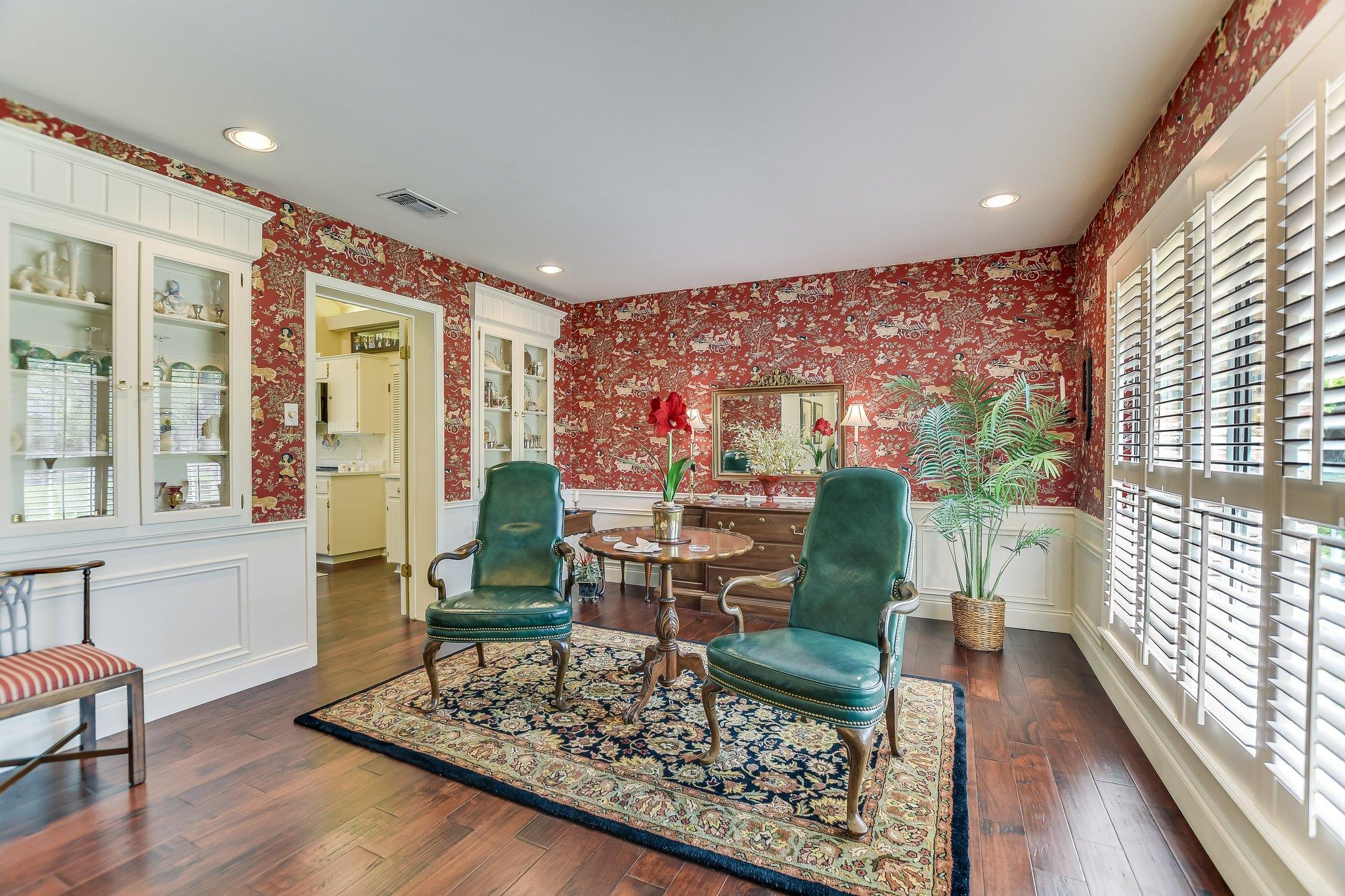 11004 Plumewood Dr, Austin, TX 78750