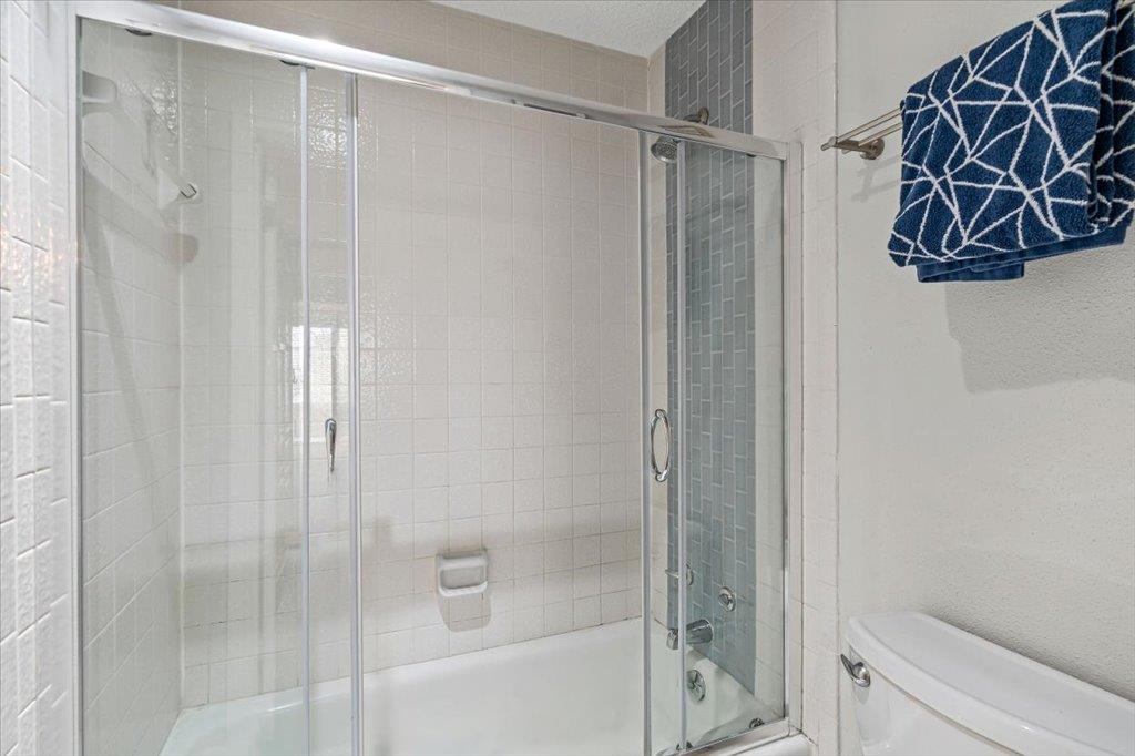 143 World Of Tennis Sq # D143, Lakeway, TX 78738