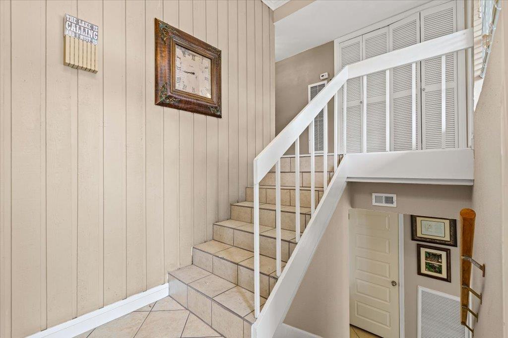 143 World Of Tennis Sq # D143, Lakeway, TX 78738