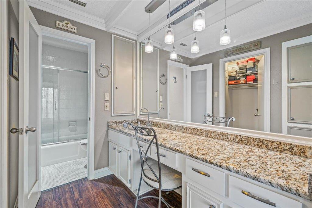 143 World Of Tennis Sq # D143, Lakeway, TX 78738